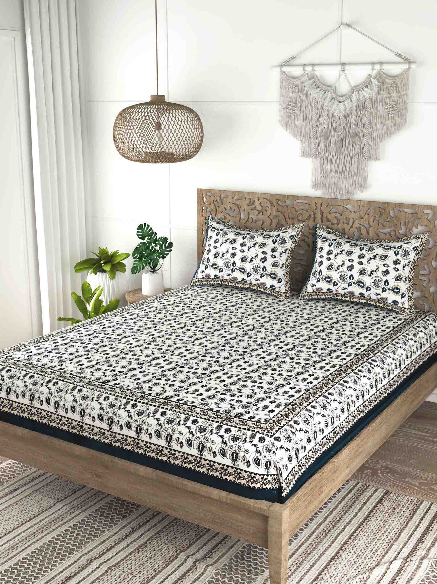 Cotton Double King Bedsheet with 2 Pillow Covers