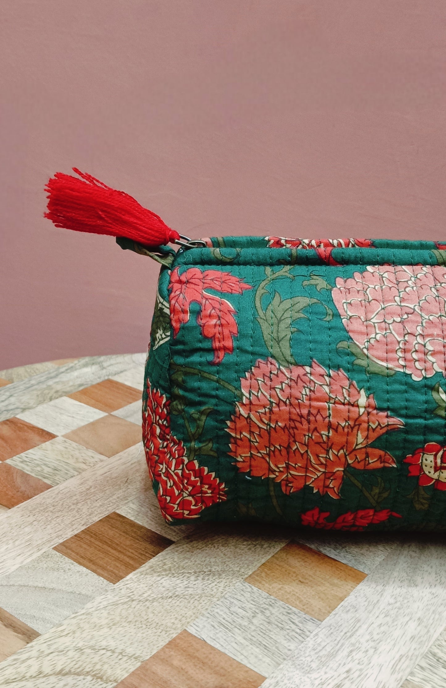 Set of 3 cosmetic bag/pouches with waterproof lining