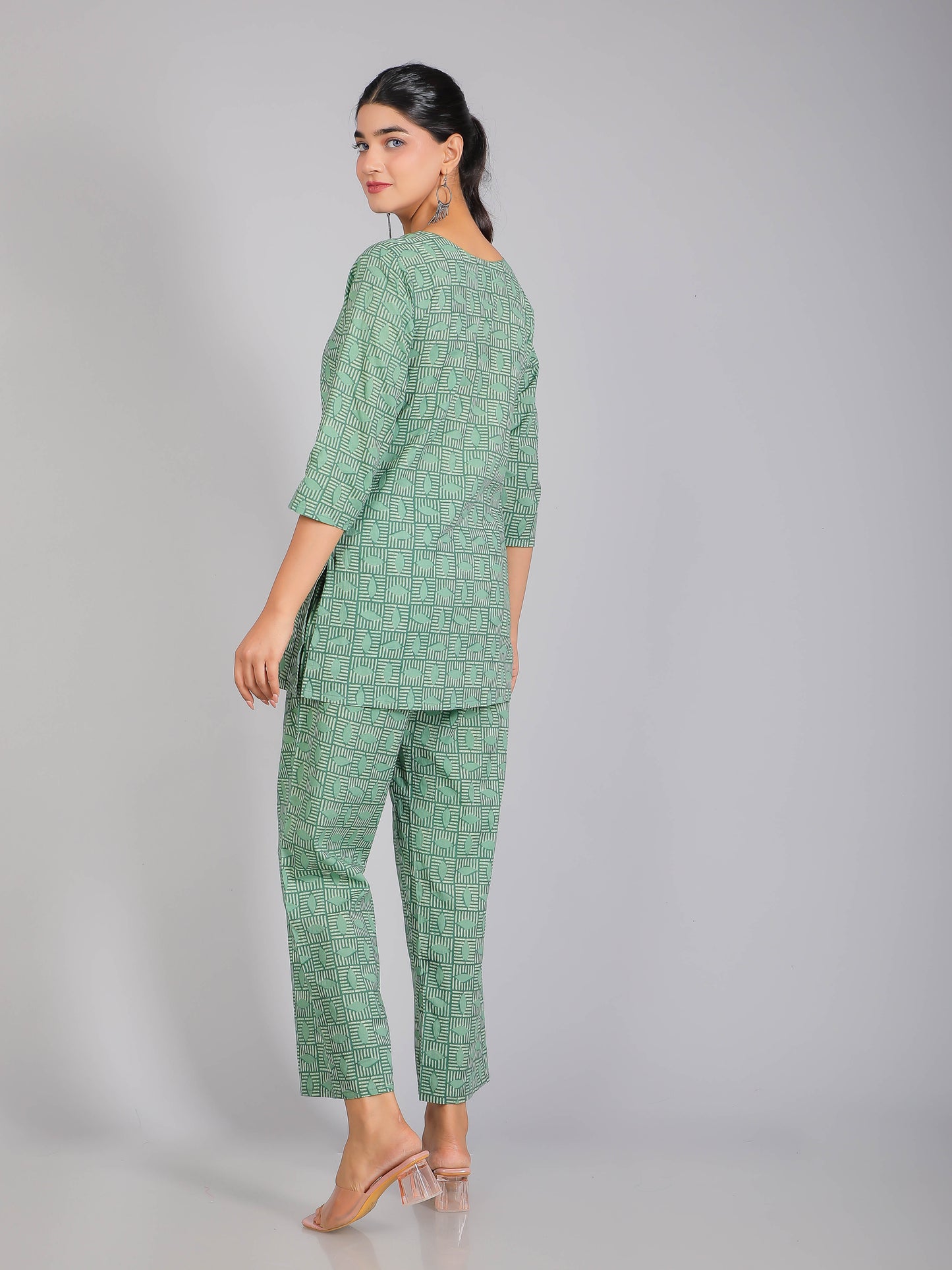 Abstract Print Green Cotton Lounge Set for Women