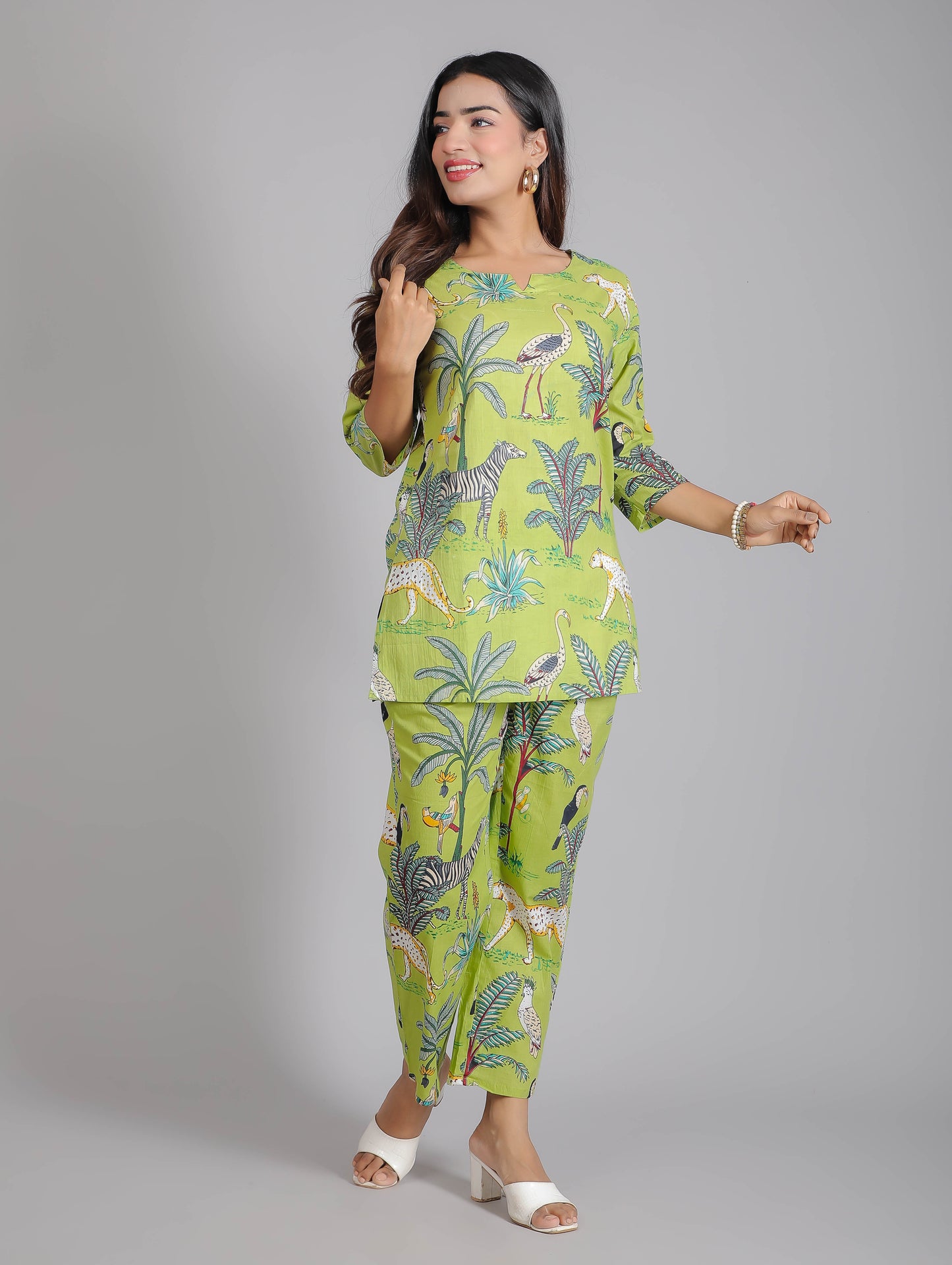 Tropical Forest Motifs on Green Cotton Lounge Set for Women