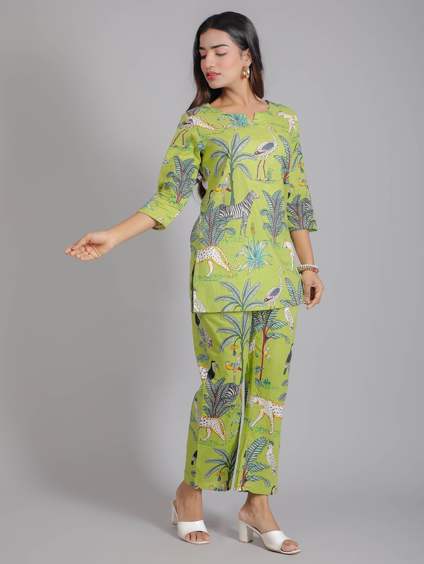Tropical Forest Motifs on Green Cotton Lounge Set for Women