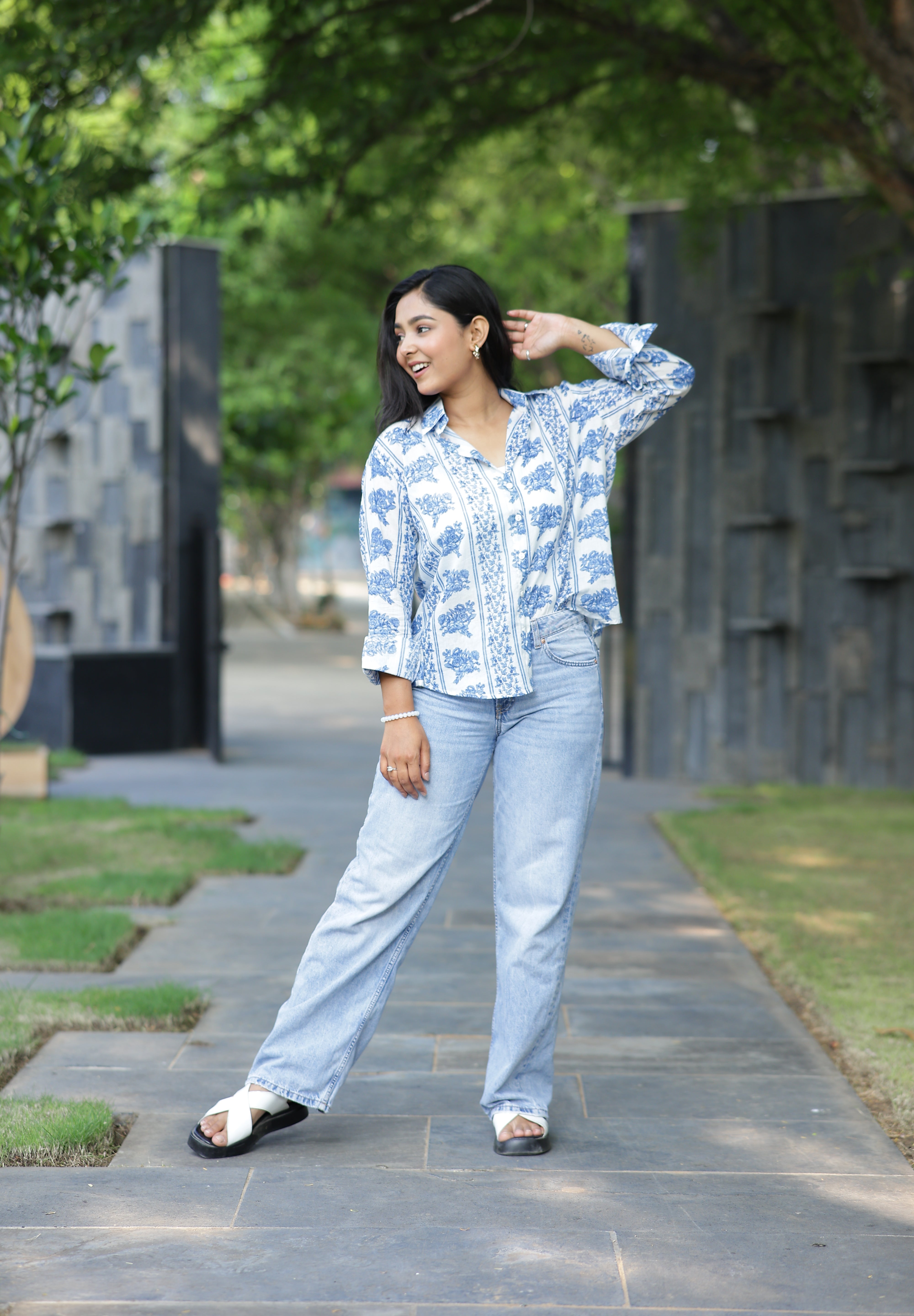 Blue Vertical Floral Print 100% Cotton Full Sleeves Women's Shirt