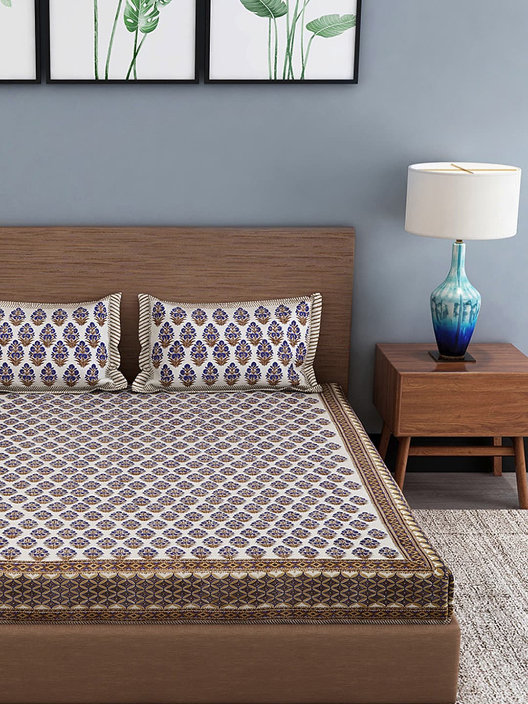 White & Navy Block Print Cotton 1 King Bedsheet & 2 Pillow Covers
