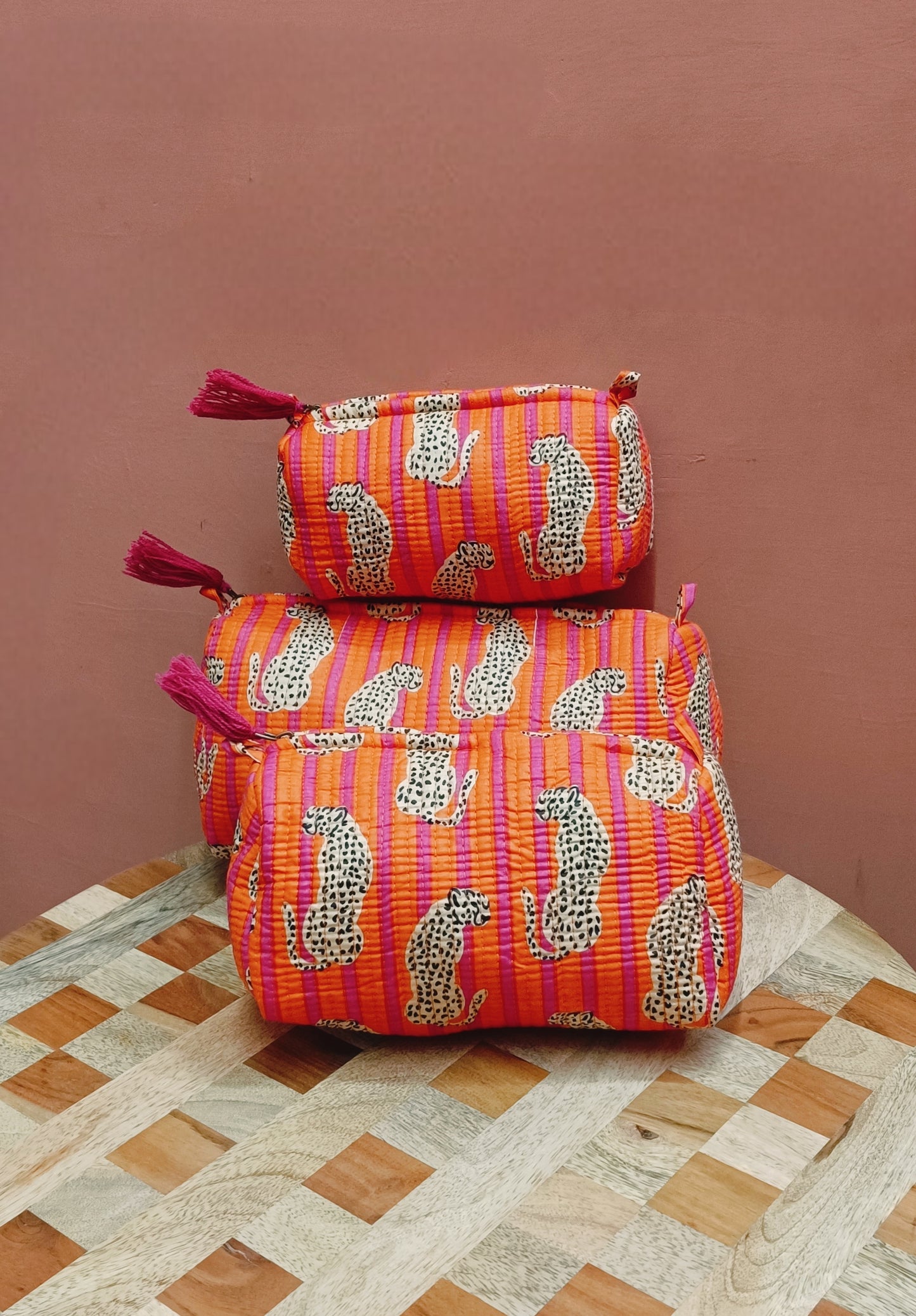 Set of 3 cosmetic bag/pouches with waterproof lining