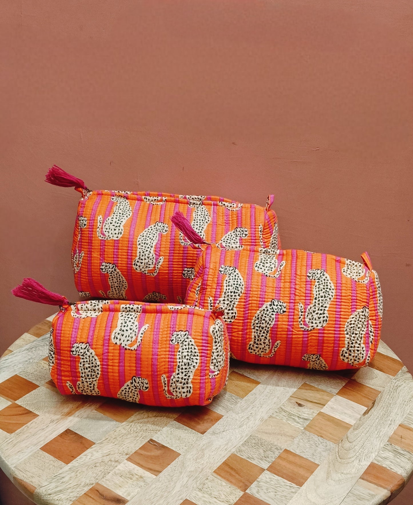 Set of 3 cosmetic bag/pouches with waterproof lining