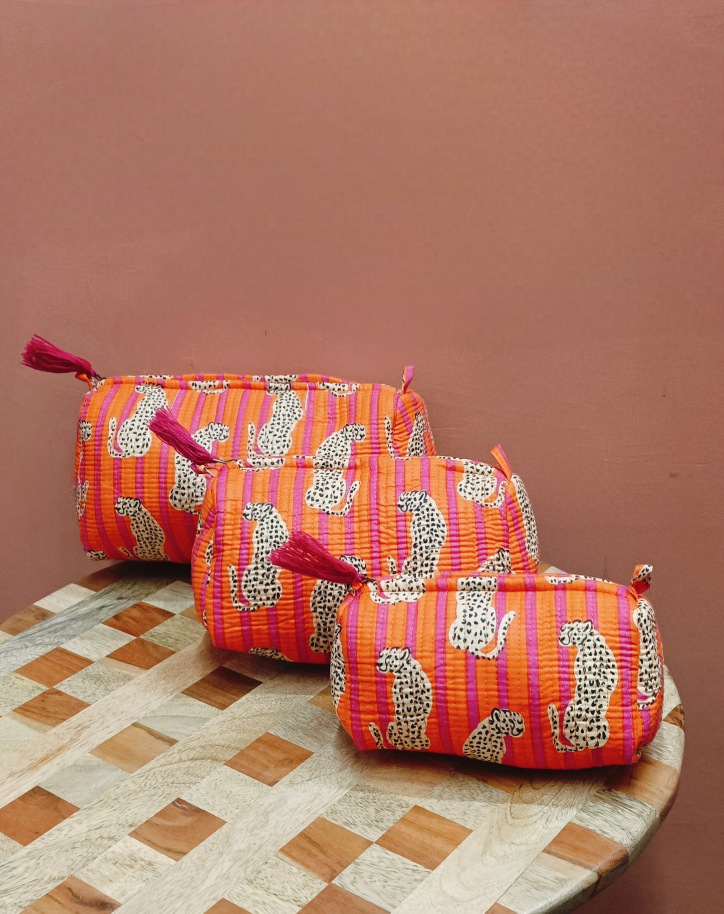 Set of 3 cosmetic bag/pouches with waterproof lining