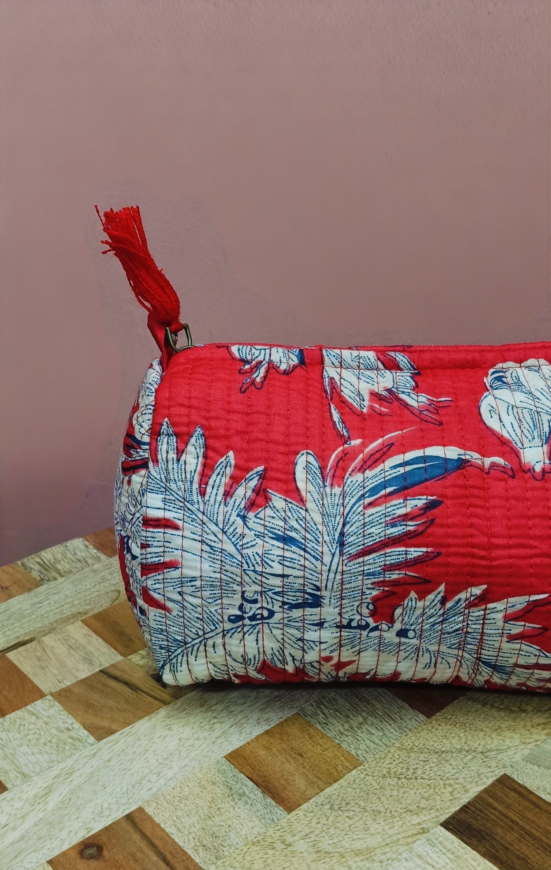 Set of 3 cosmetic bag/pouches with waterproof lining