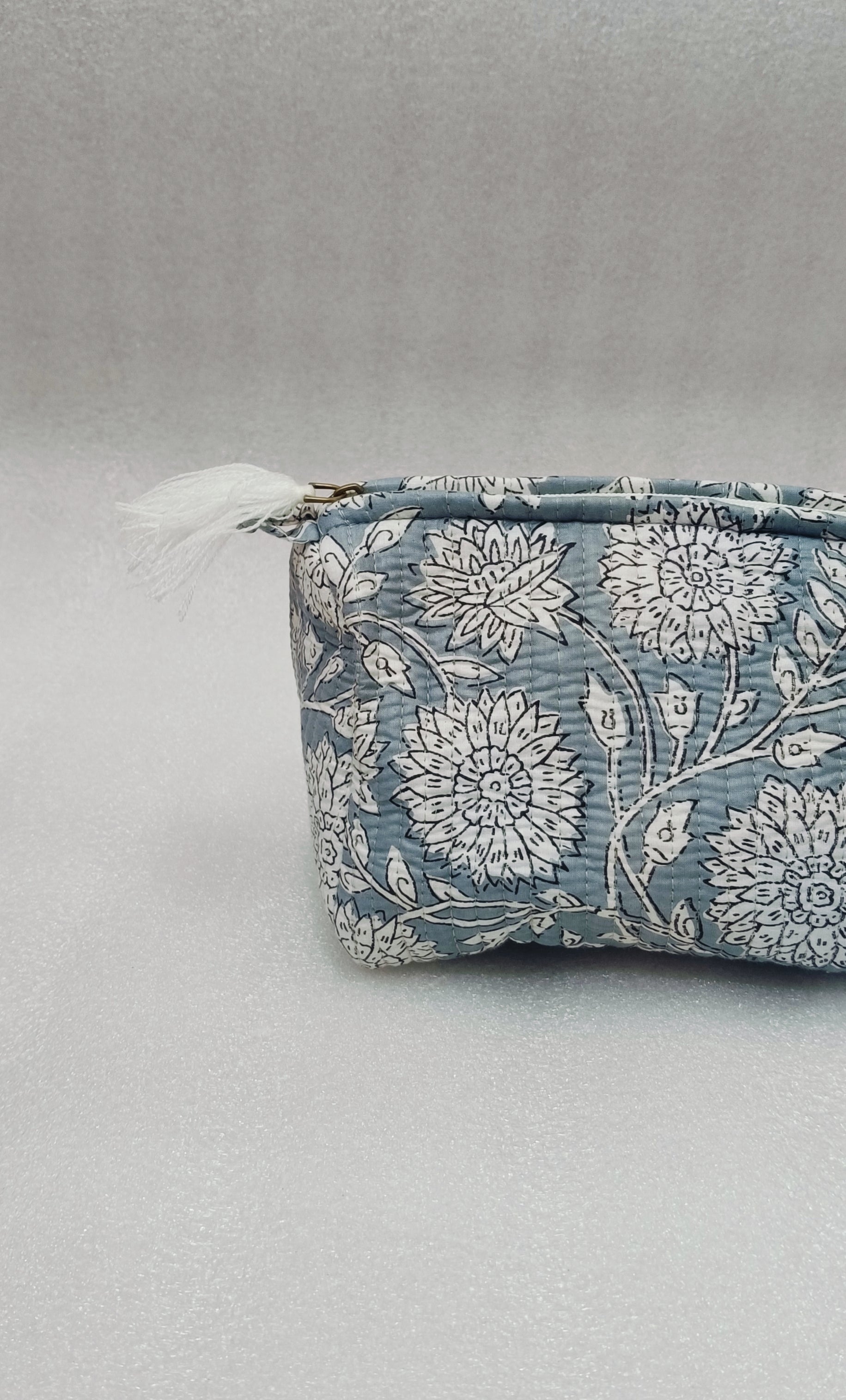 Set of 3 cosmetic bag/pouches with waterproof lining