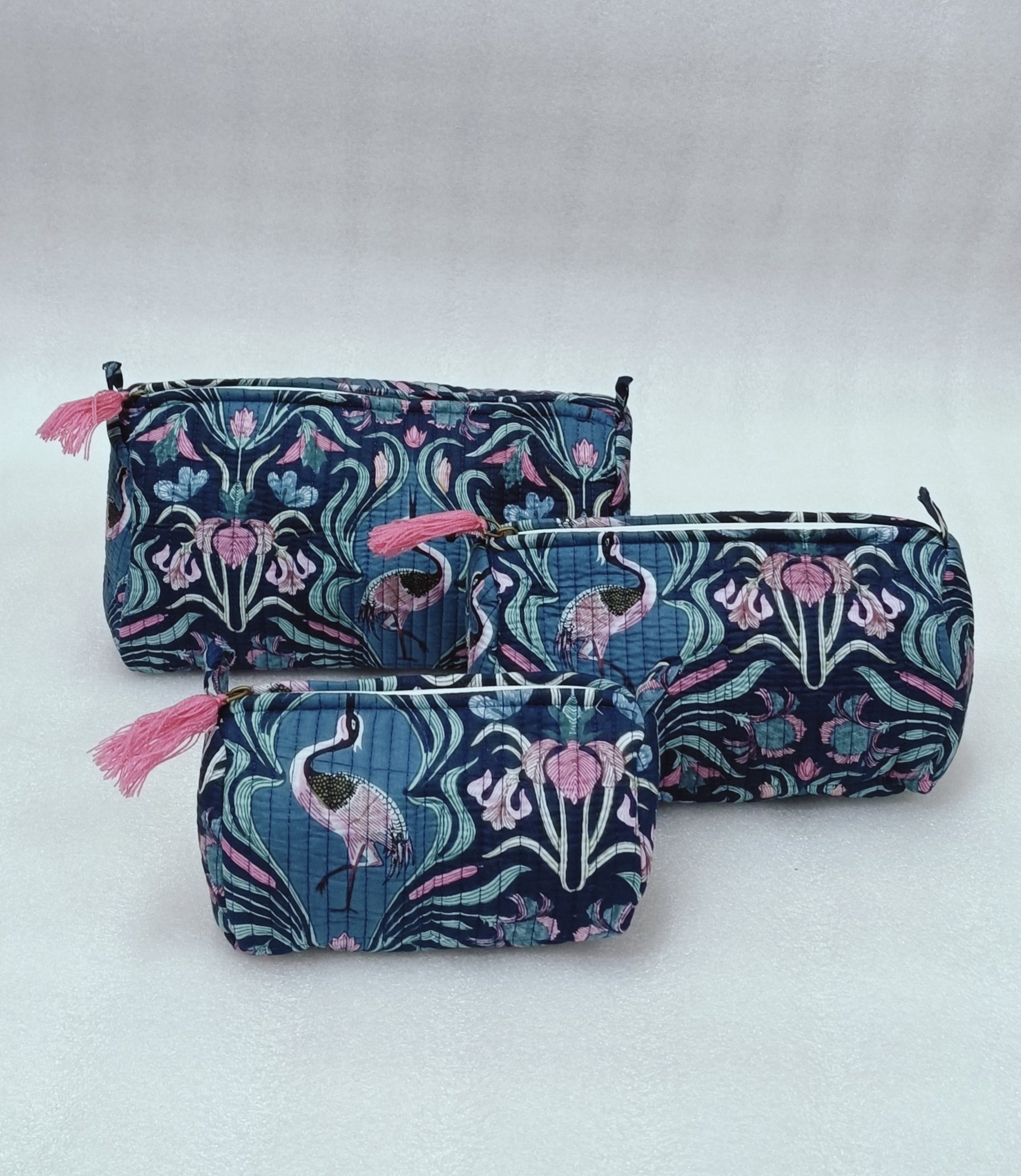 Set of 3 cosmetic bag/pouches with waterproof lining