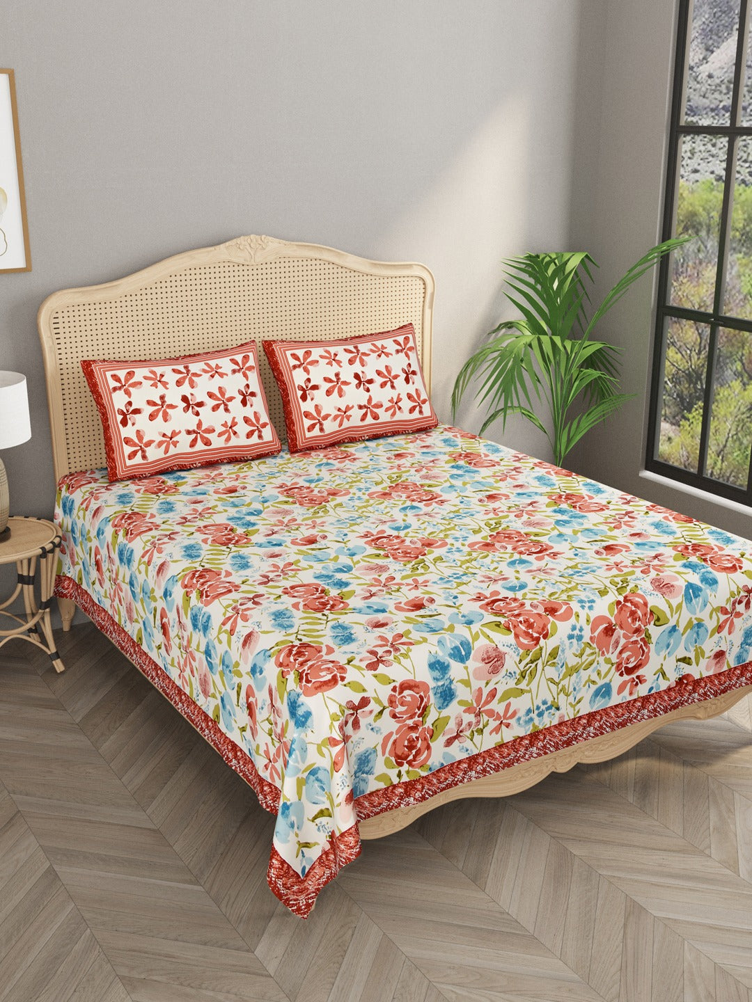 Floral Print Cotton Double King Bedsheet with 2 Pillow Covers