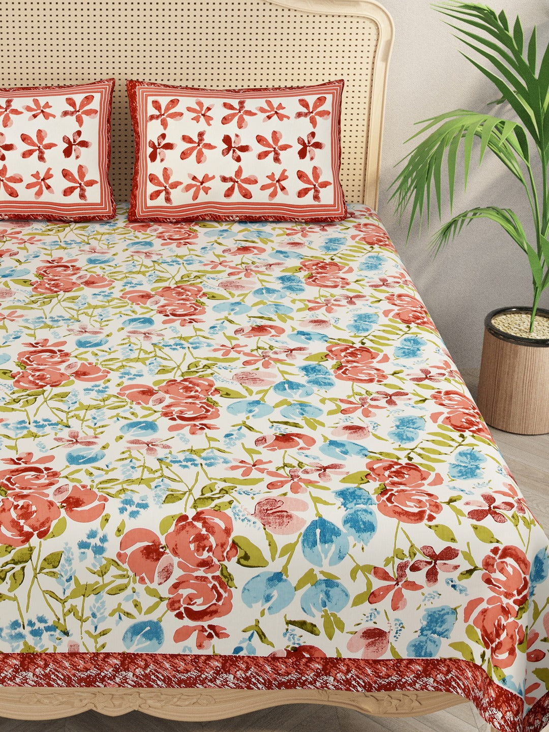 Floral Print Cotton Double King Bedsheet with 2 Pillow Covers