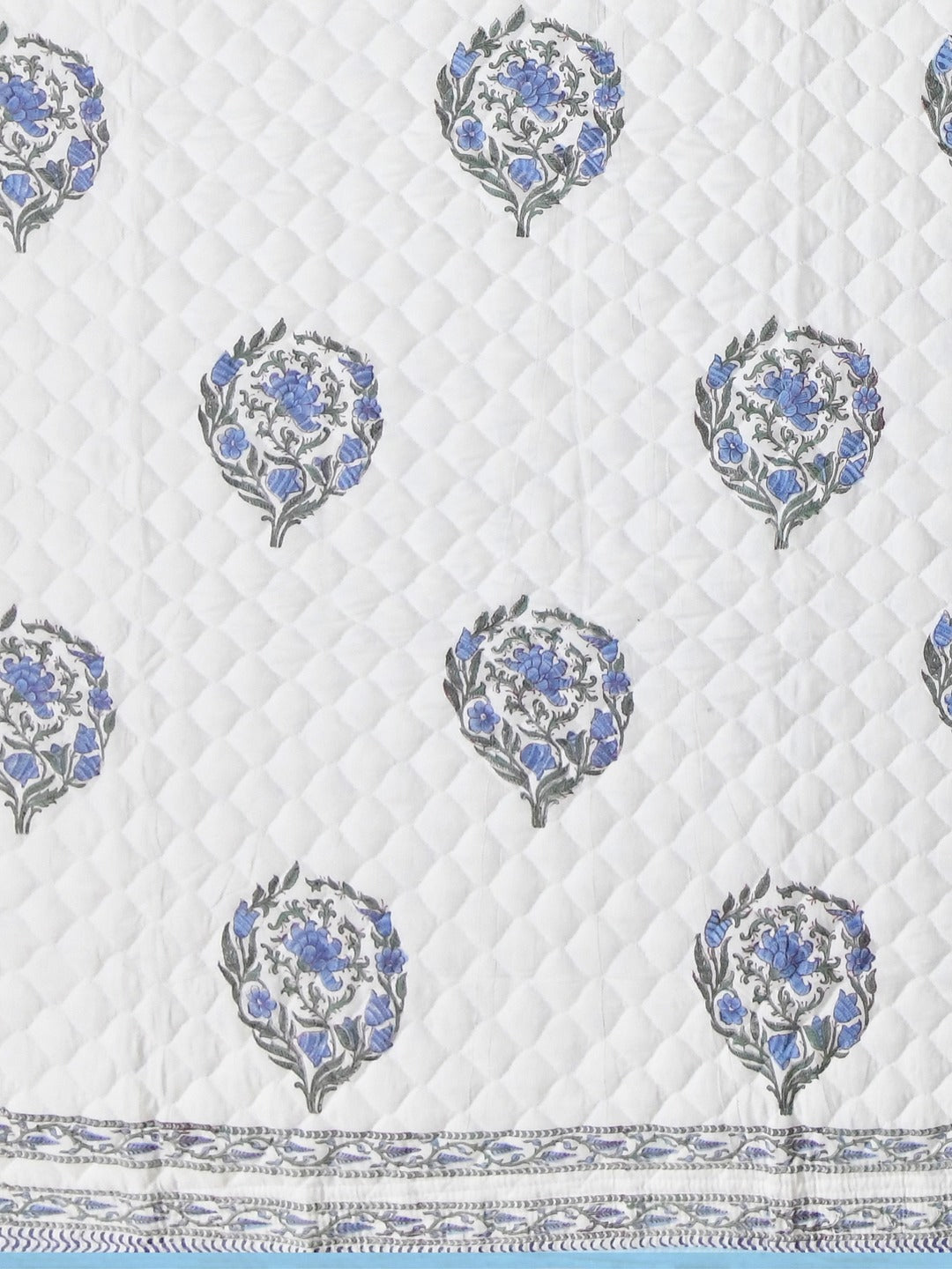 Handblock Printed Quilted Reversible Cotton Bedcover with 2 Pillow Covers