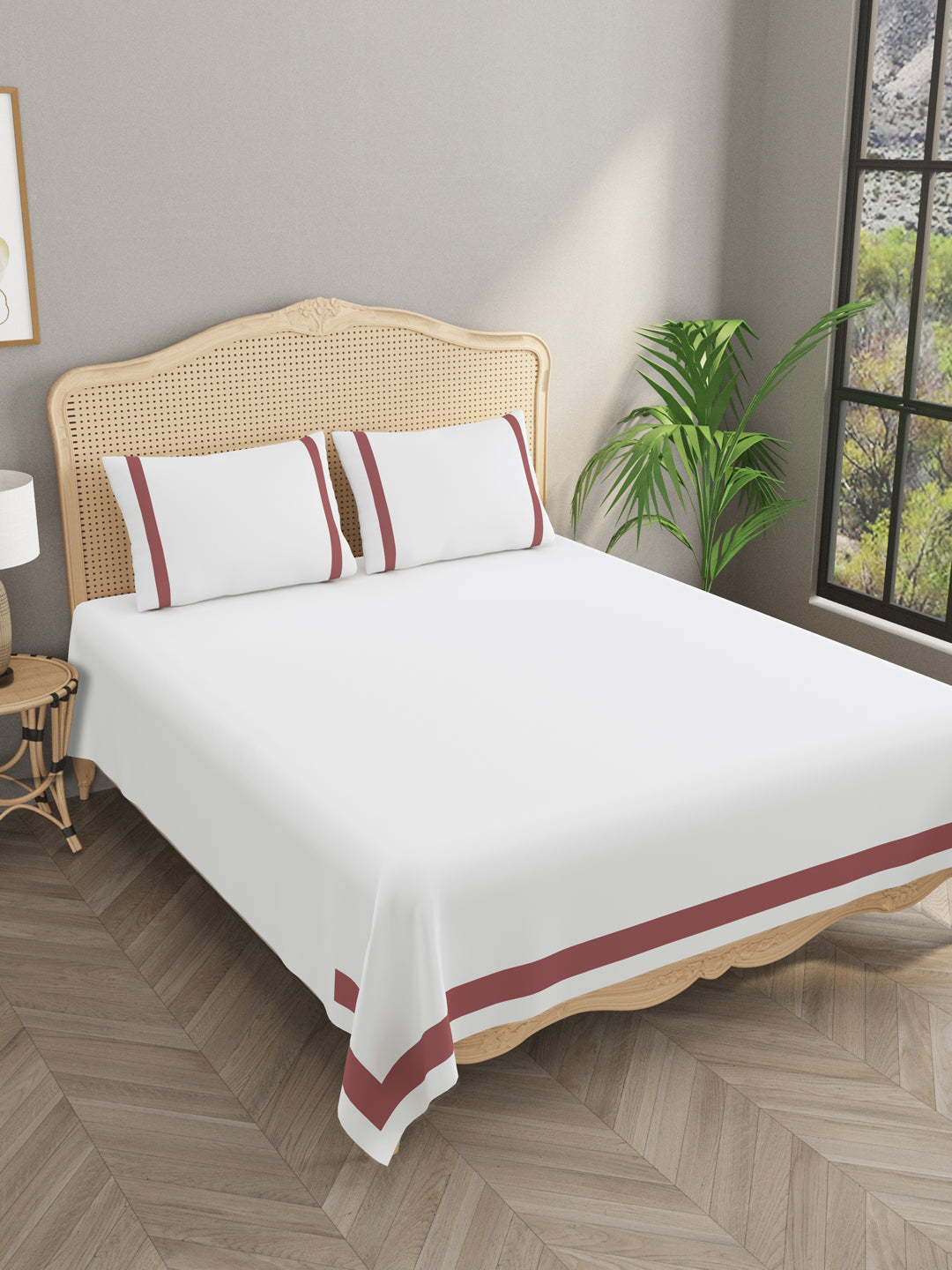 Double King 300 TC Bedsheet with 2 Pillow Covers