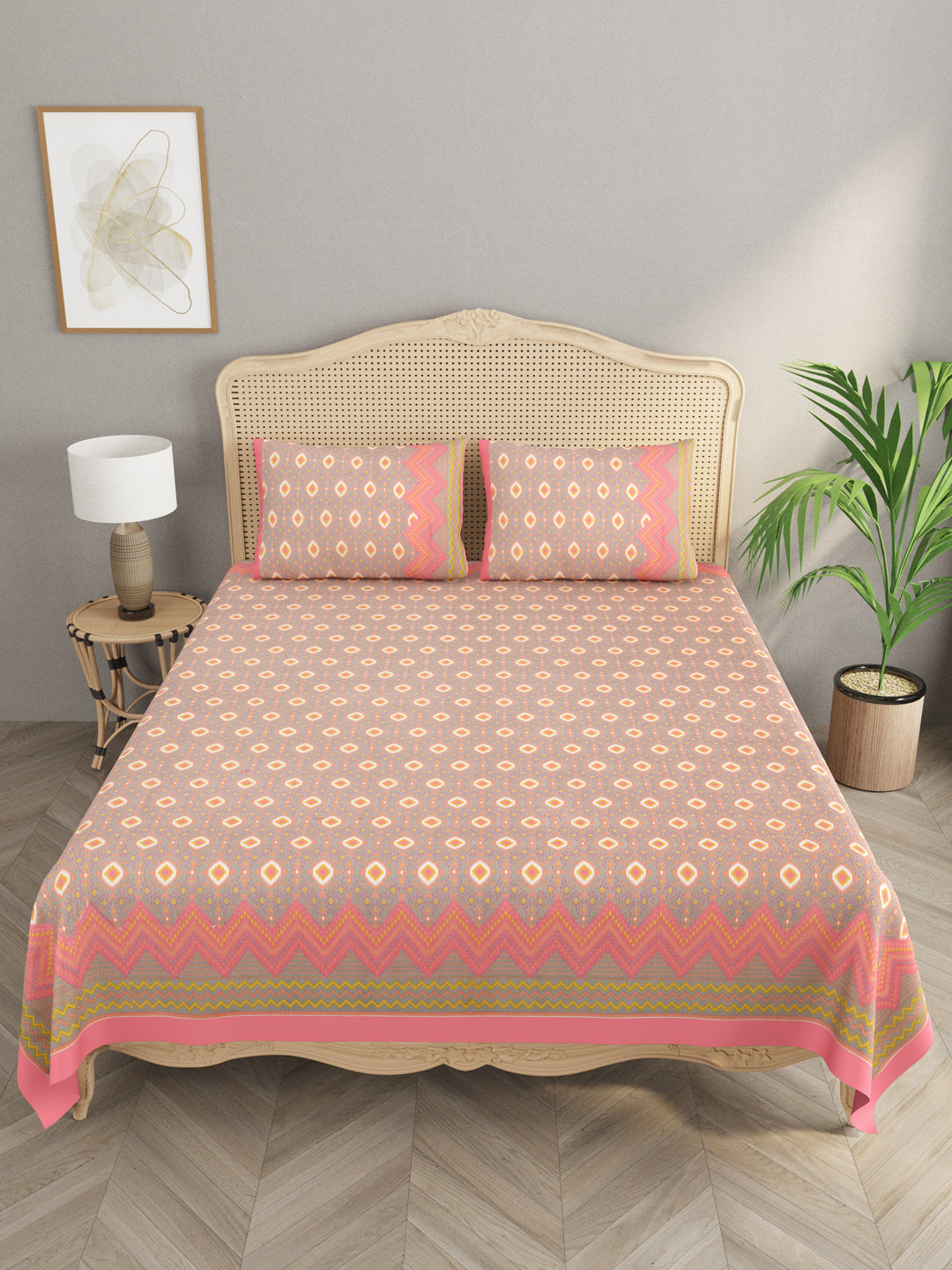Ikat Print Super King Cotton Bedsheet with 2 Pillow Covers