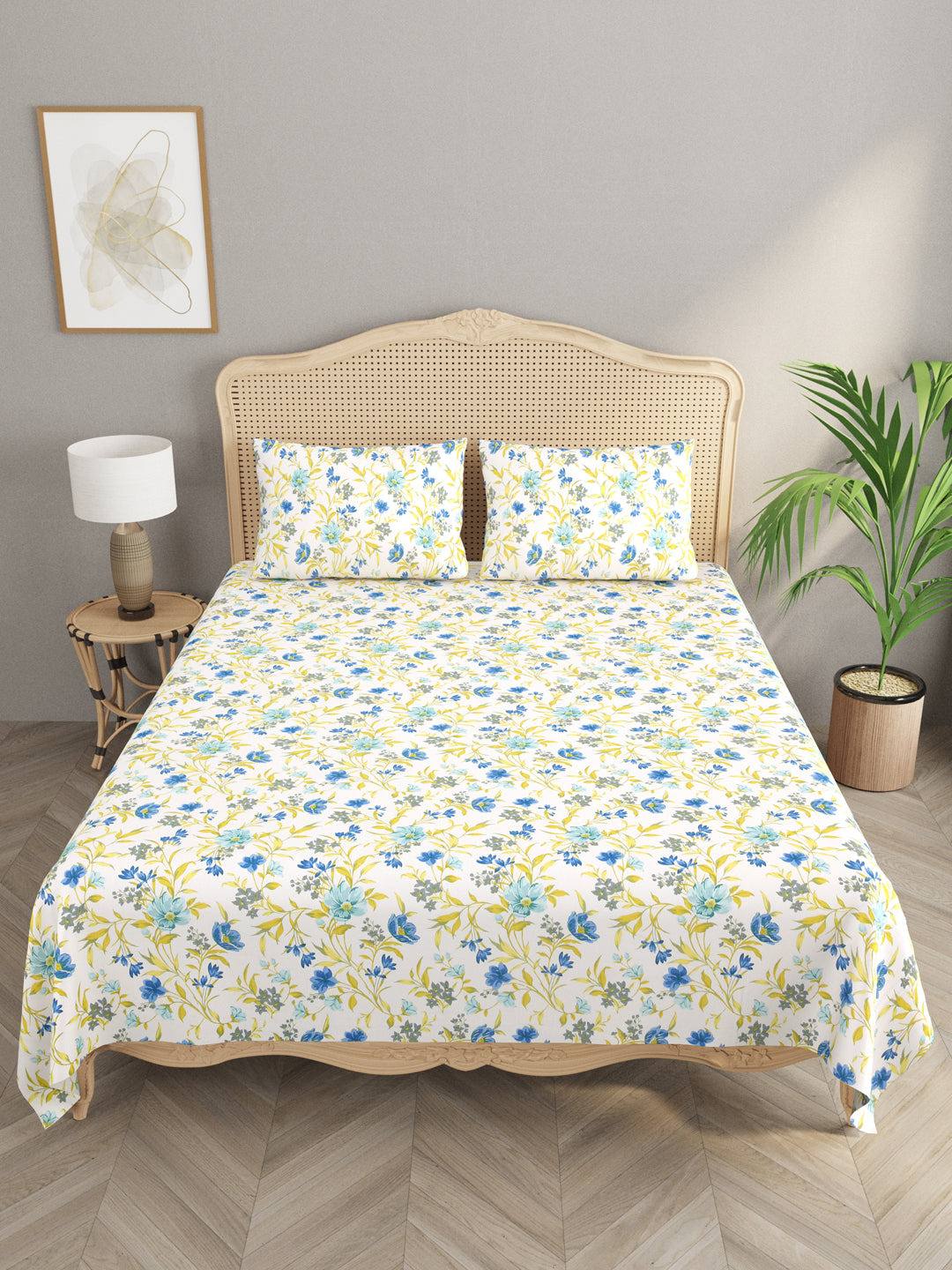 Floral Print Super King Cotton Bedsheet with 2 Pillow Covers