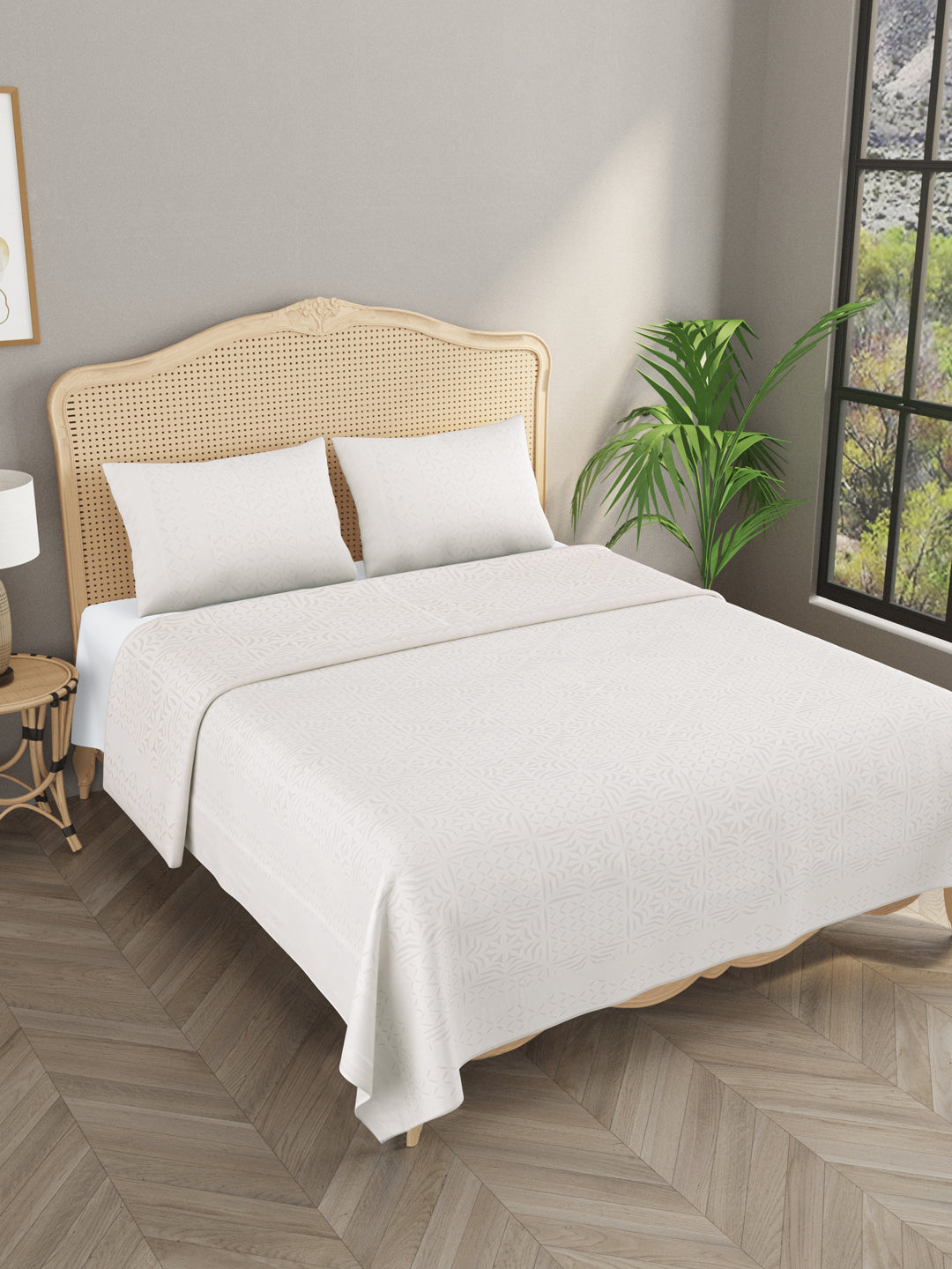 Applique cut work cotton Bedcover with 2 Pillow Covers