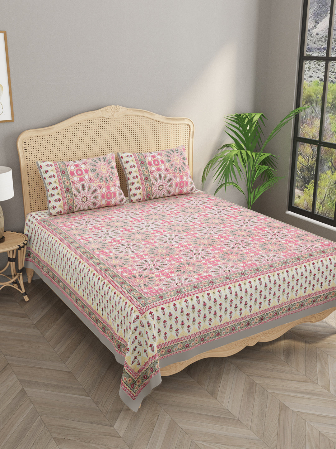 Floral Print Super King Cotton Bedsheet with 2 Pillow Covers