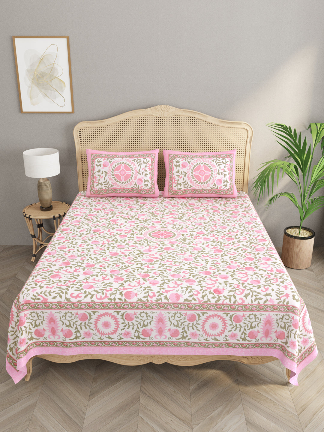 Cotton Double King Bedsheet with 2 Pillow Covers