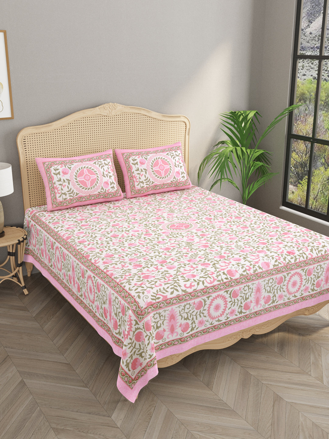 Cotton Double King Bedsheet with 2 Pillow Covers