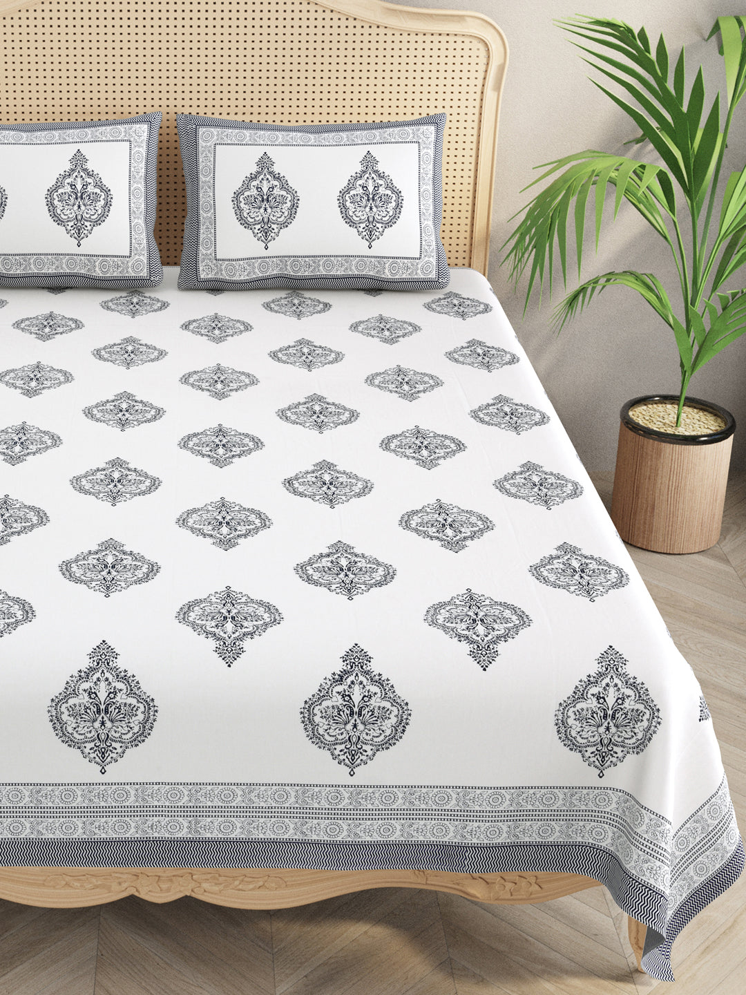 Extra Soft Percale Cotton Double King Handblock Print Bedsheet with 2 Pillow Covers