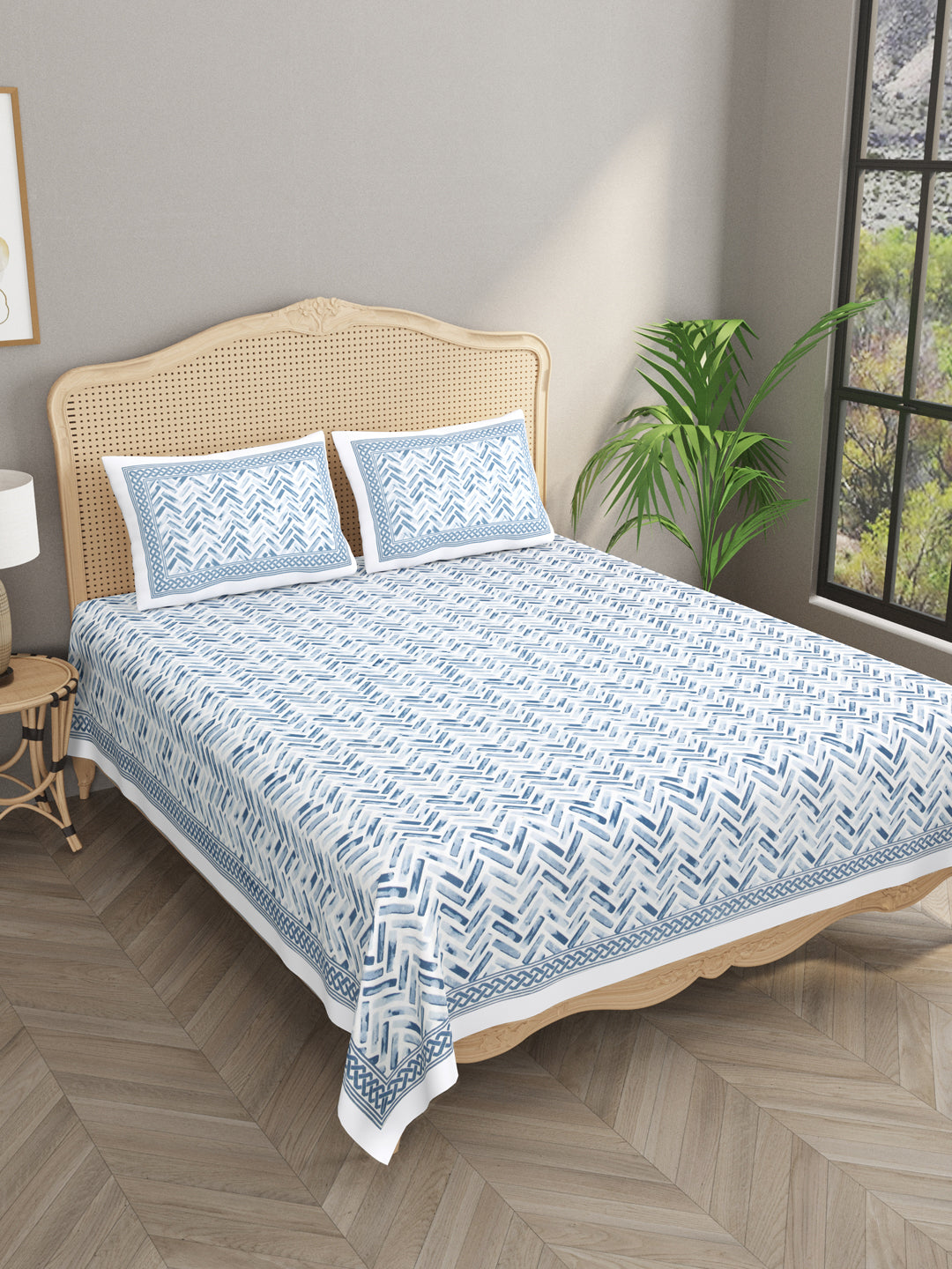 Cotton Double King Bedsheet with 2 Pillow Covers