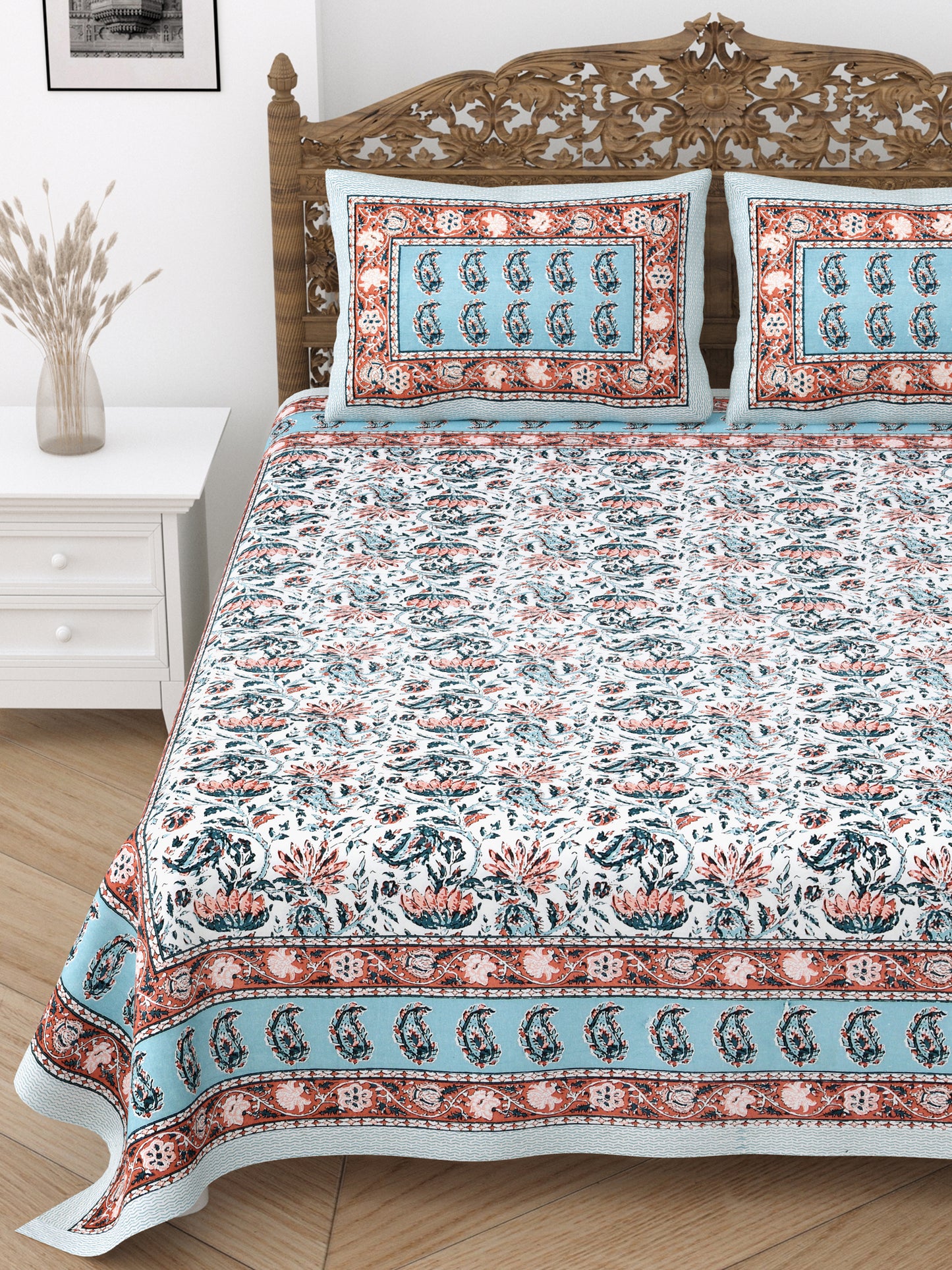 Floral Print Cotton Double King Bedsheet with 2 Pillow Covers