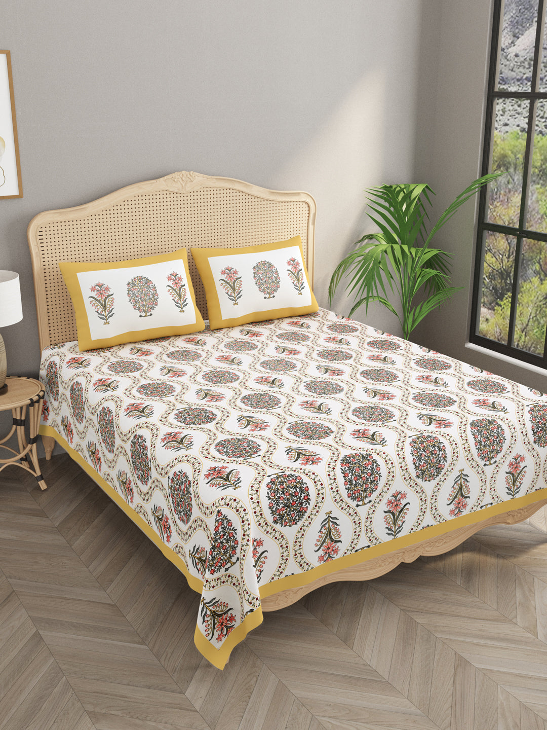 Cotton Double King Bedsheet with 2 Pillow Covers
