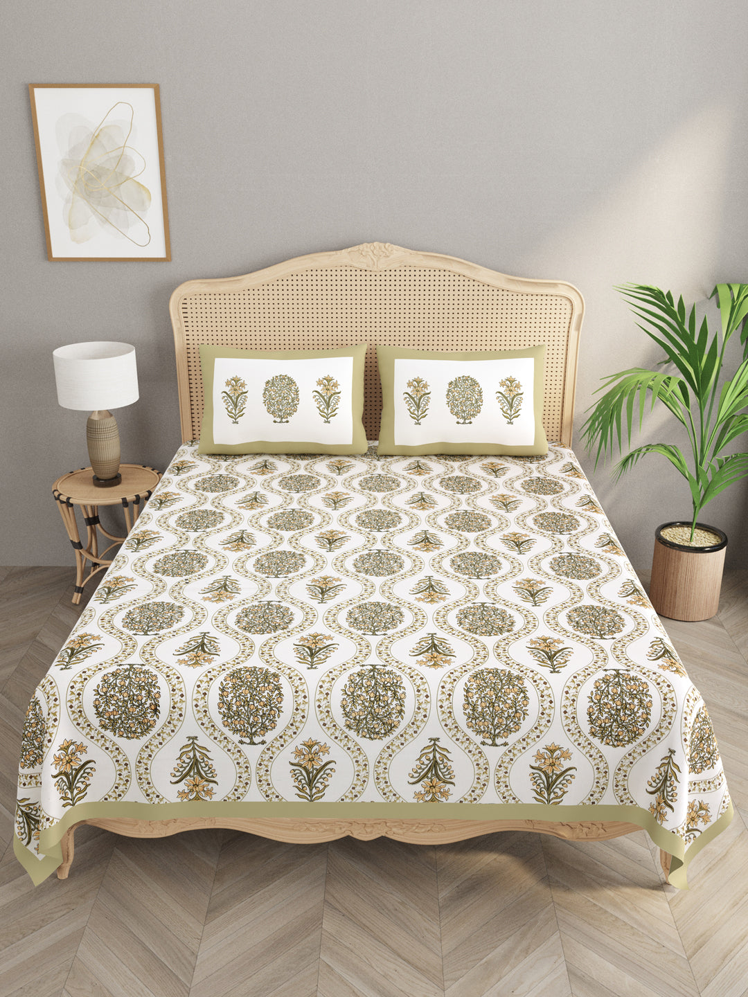 Cotton Double King Bedsheet with 2 Pillow Covers