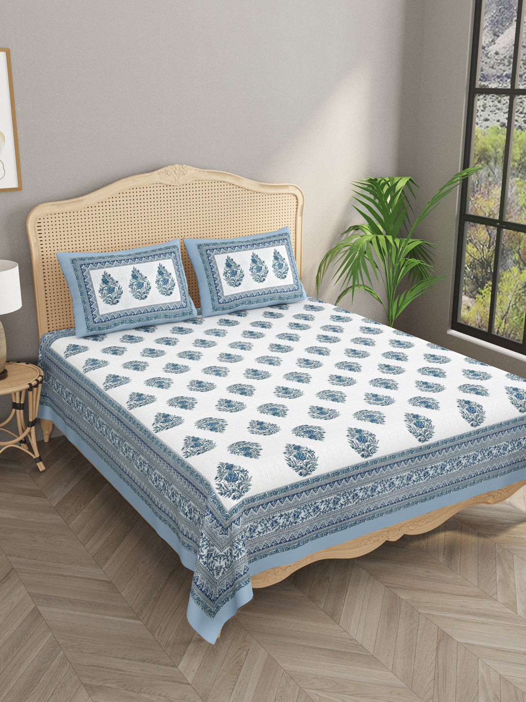 Cotton Double King Bedsheet with 2 Pillow Covers