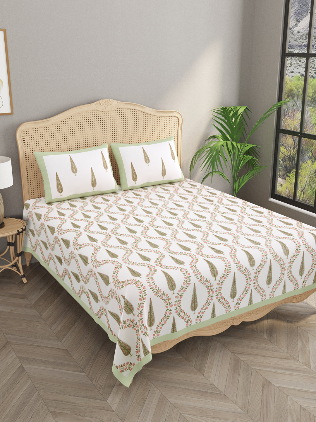 Handblock Print Super King Bedsheet in Extra Soft Percale Cotton with 2 Pillow covers