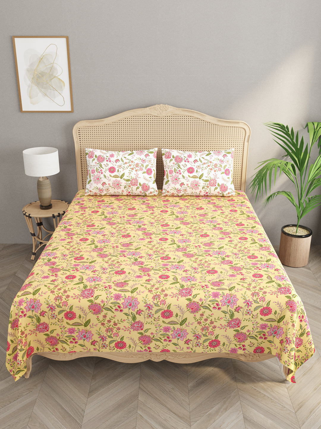 Floral Print Cotton Super King Bedsheet with 2 Reversible Pillow Covers