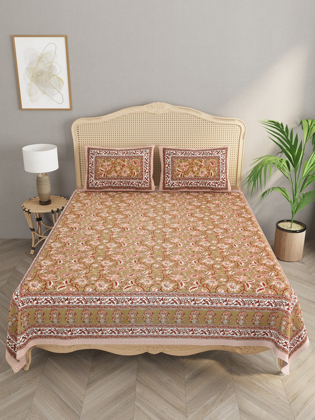 Floral Print Double King Bedsheet with 2 Pillow Covers