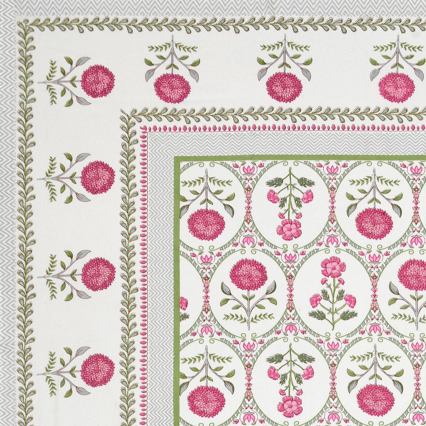 Floral Print Cotton Double King Bedsheet with 2 Pillow Covers