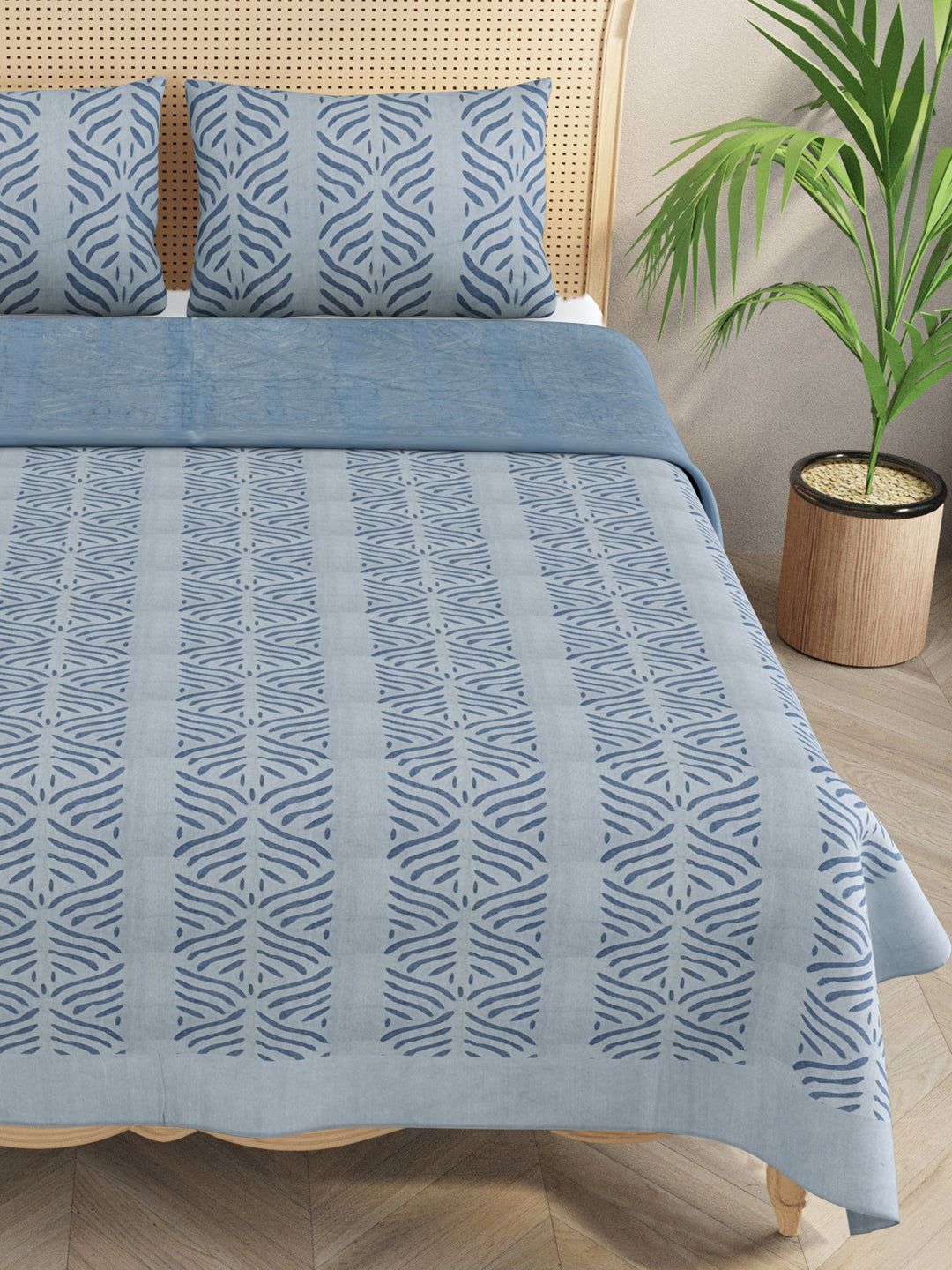 Applique cut work cotton Bedcover with 2 Pillow Covers