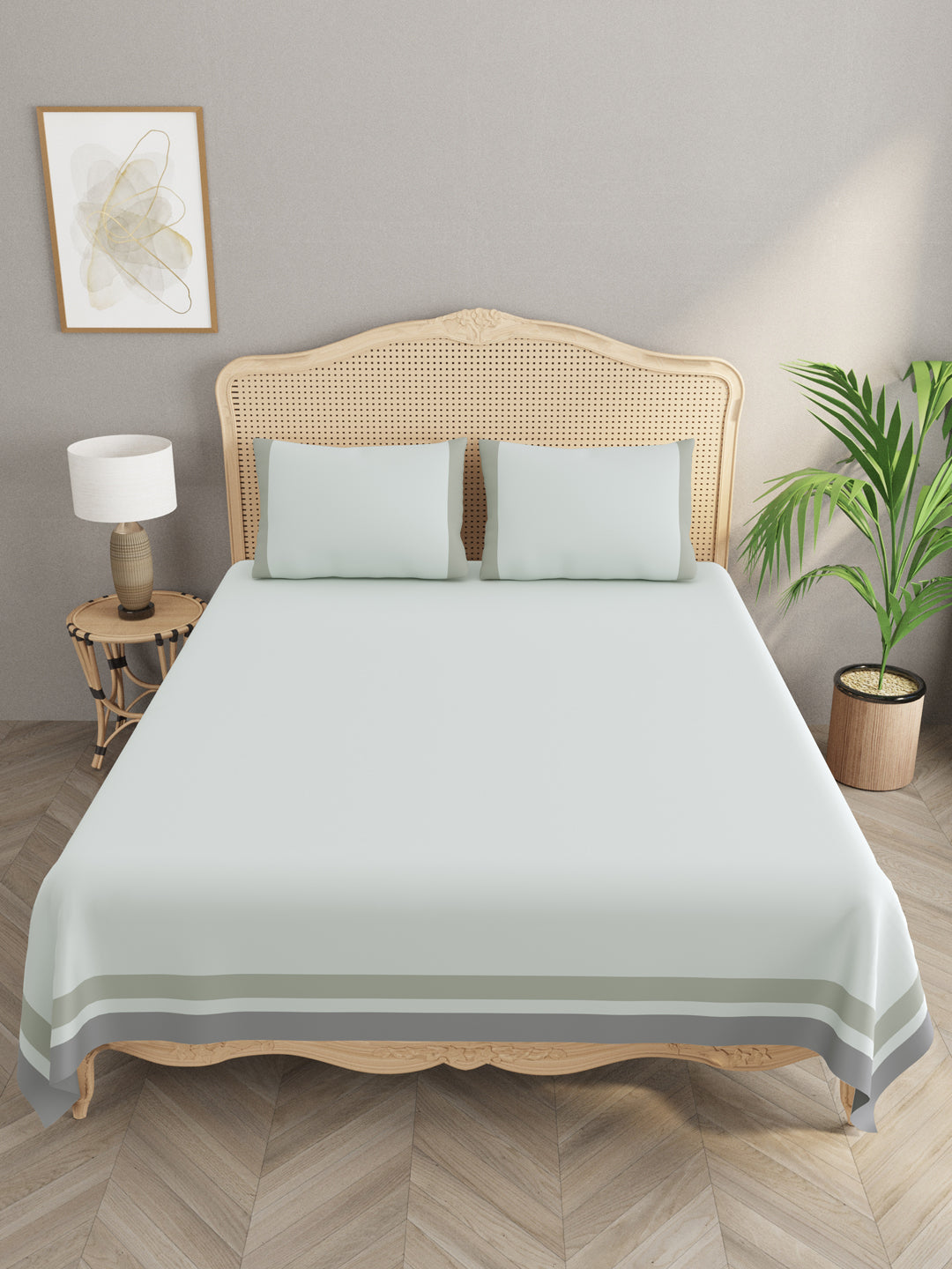 Double King 300 TC Bedsheet with 2 Pillow Covers