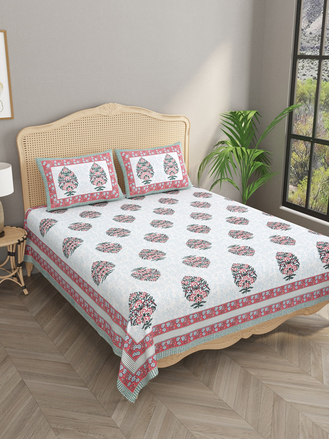 Floral Print Cotton Double King Bedsheet with 2 Pillow Covers