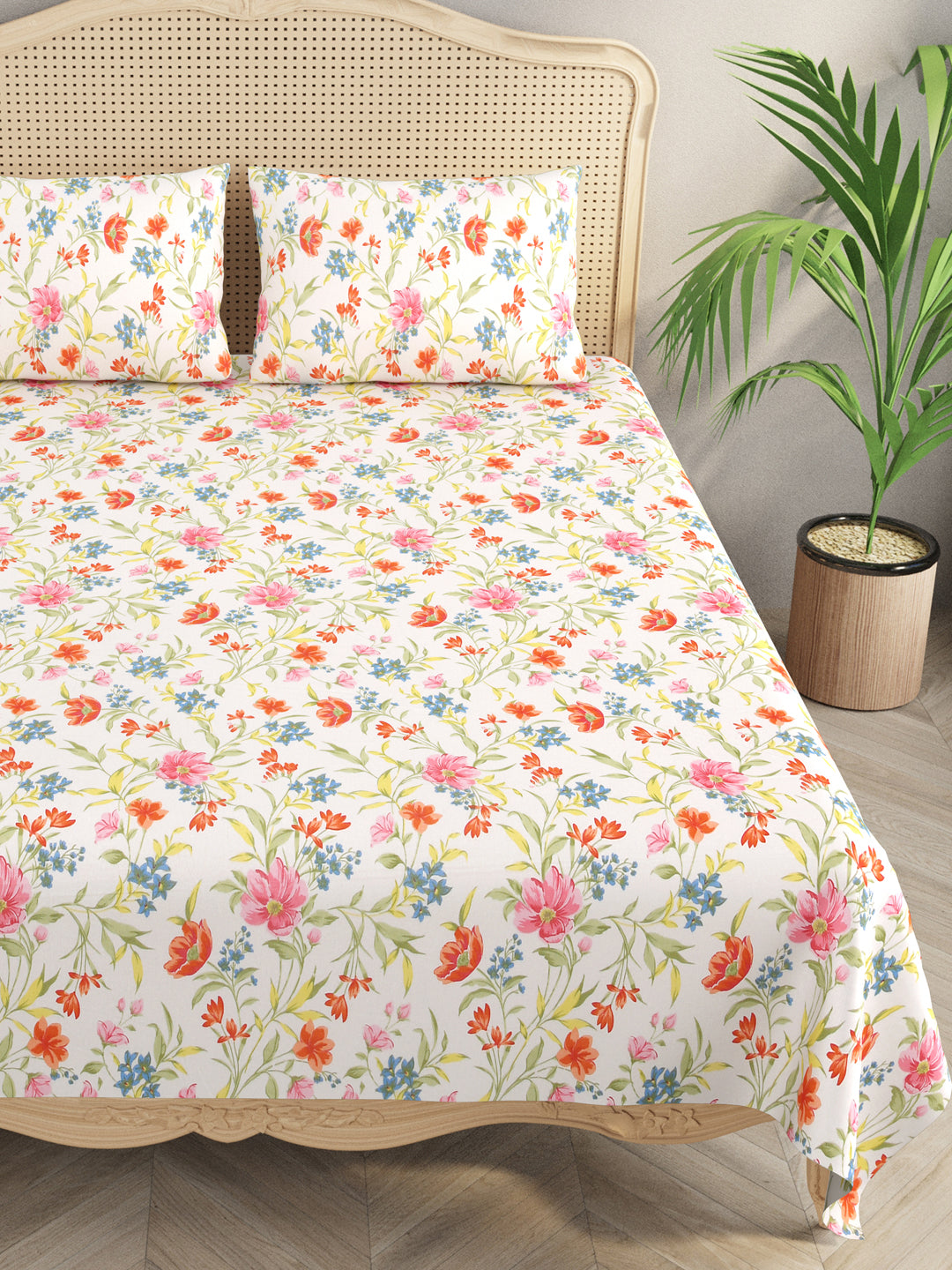 Floral Print Super King Cotton Bedsheet with 2 Pillow Covers