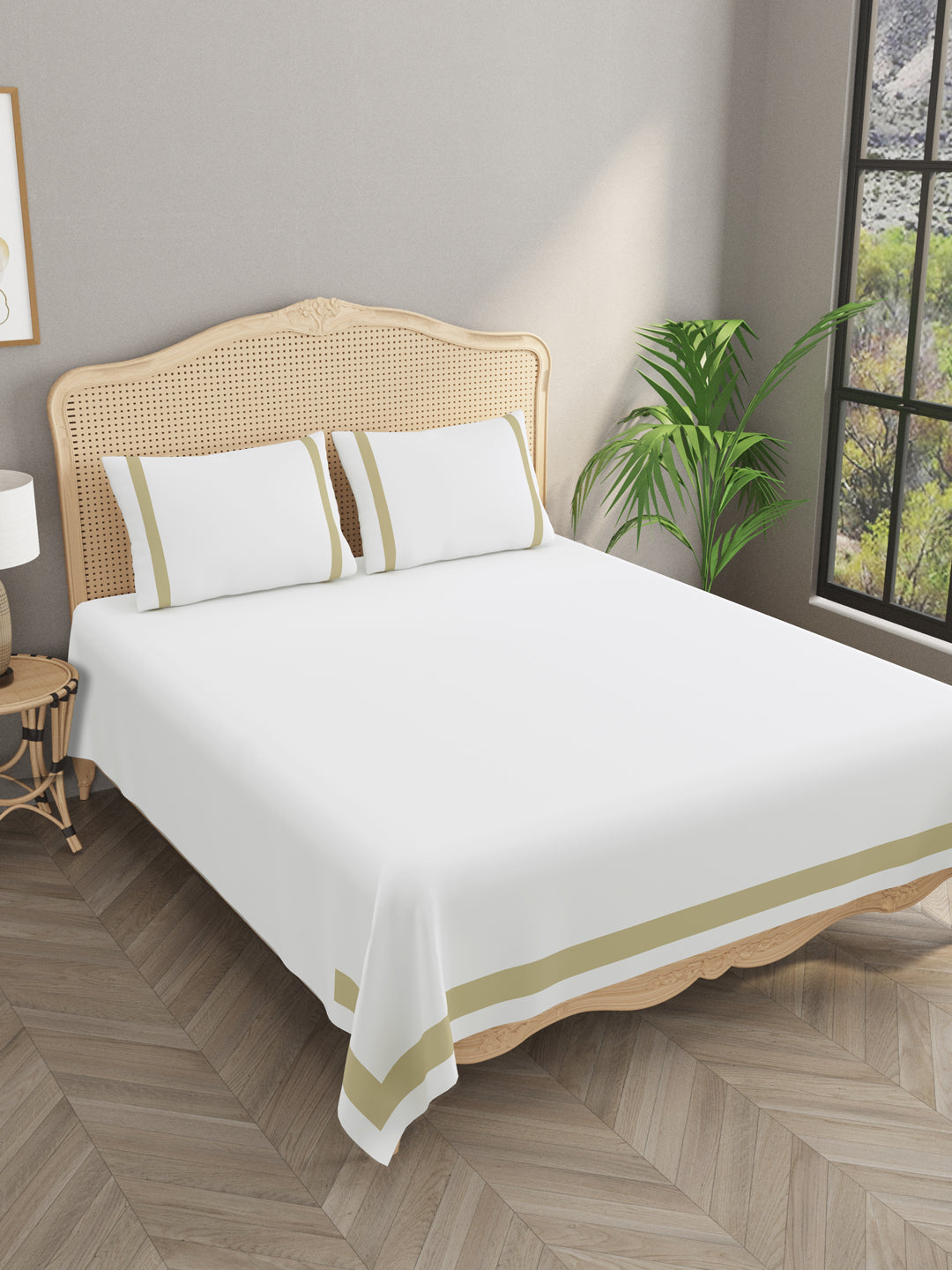 Double King 300 TC Bedsheet with 2 Pillow Covers