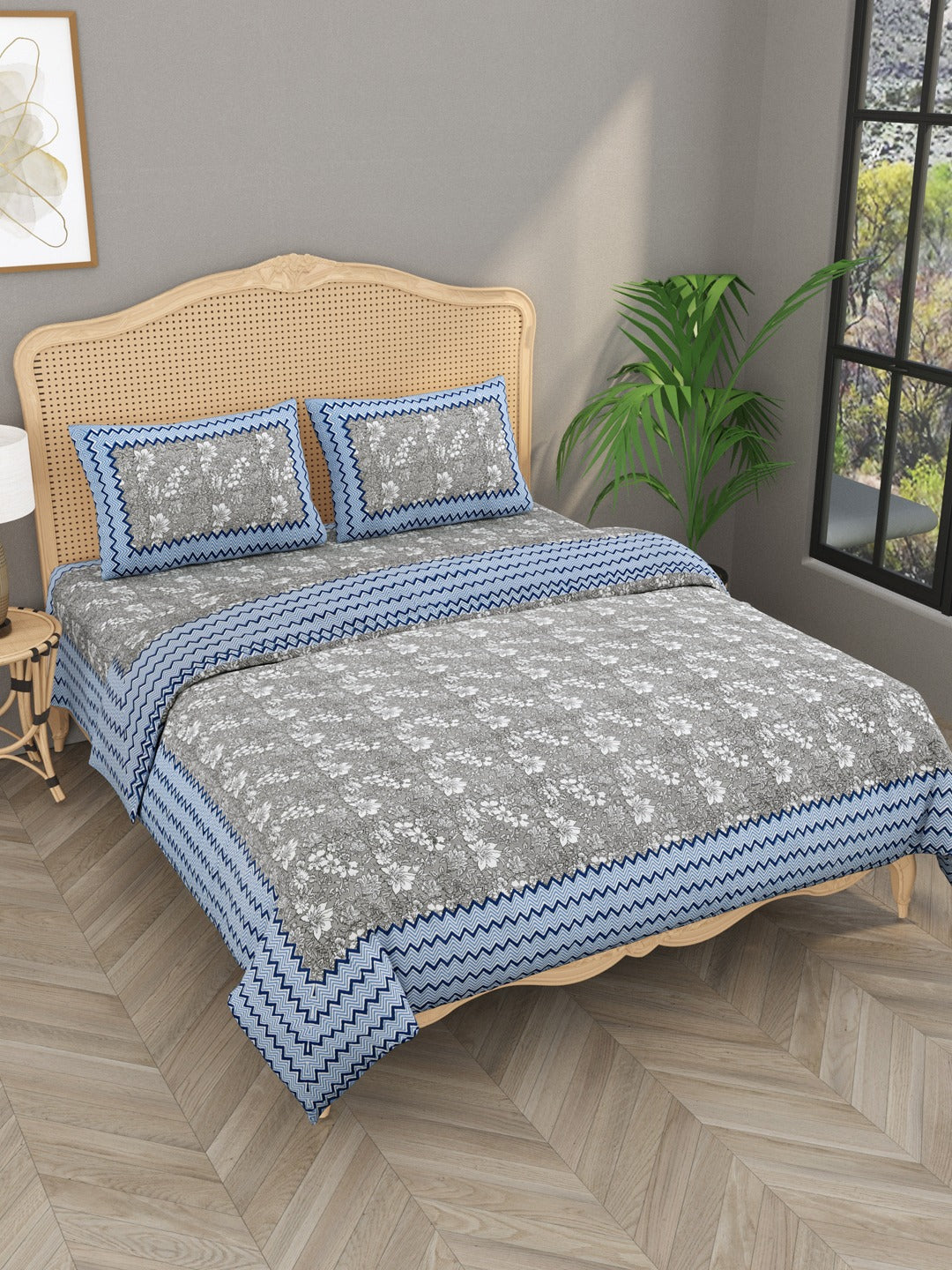 Floral Printed Bedding Set - 1 King Bedsheet, 1 Comforter, 2 Pillow Covers
