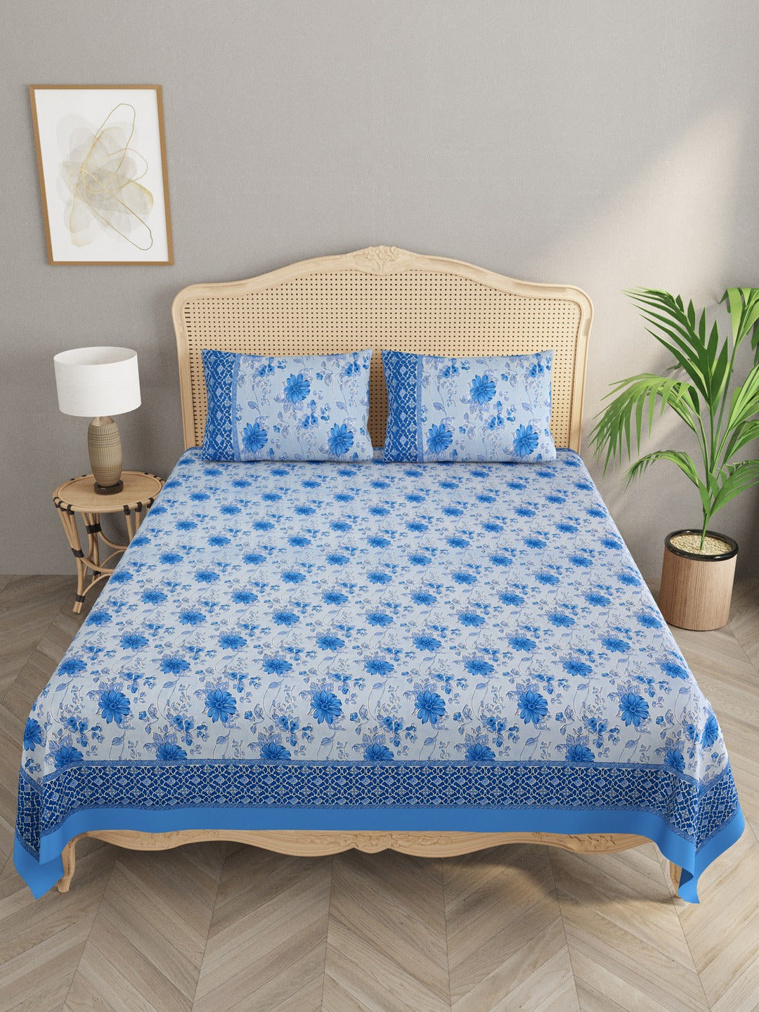 Floral Print Super King Bedsheet with 2 Pillow Covers