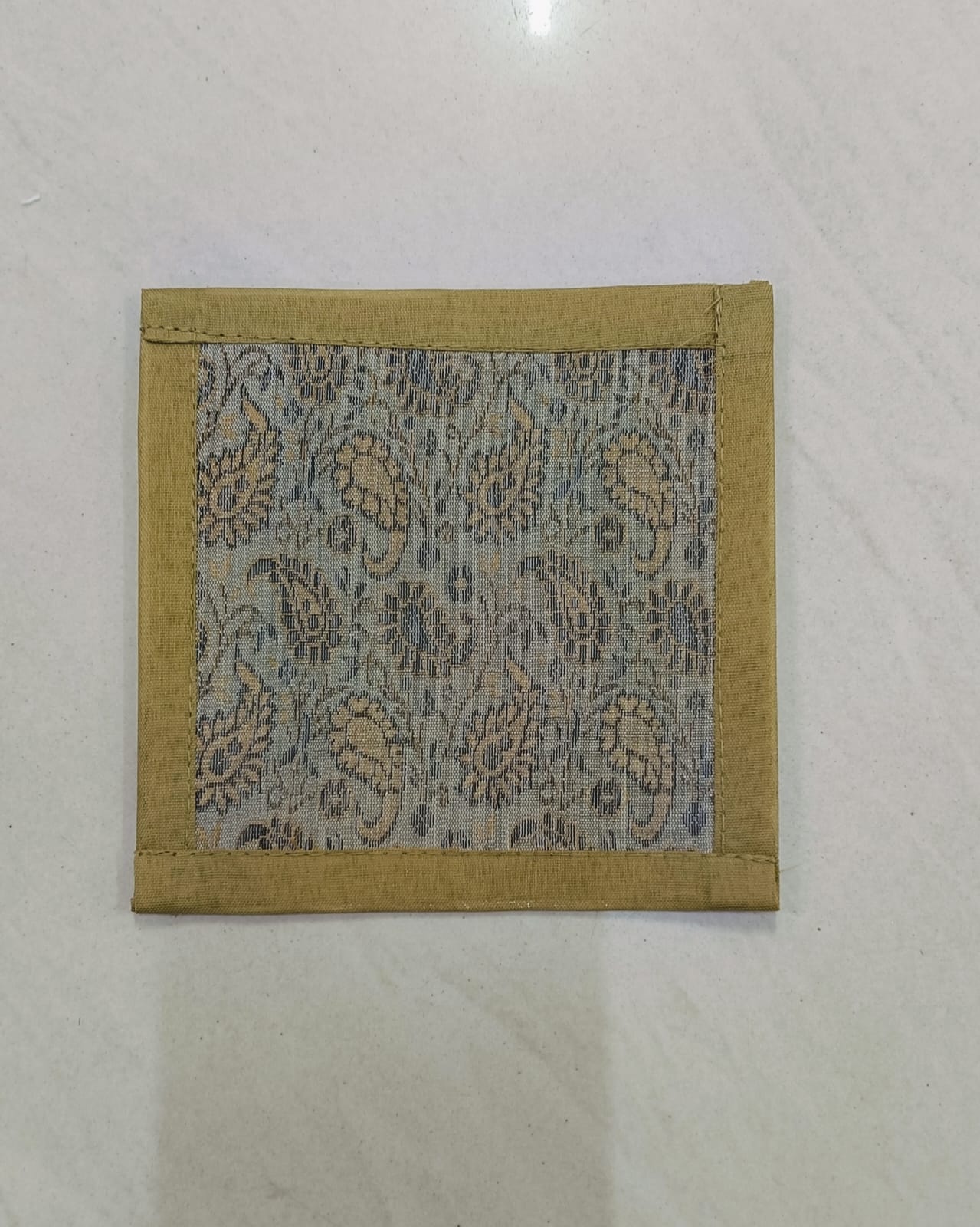 Banarasi Table Set with 1 Runner, 6 mats and 6 coasters