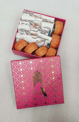 Gift Box with 6 Cotton napkin & wooden napkin rings