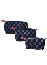 Set of 3 cosmetic bag/pouches with waterproof lining
