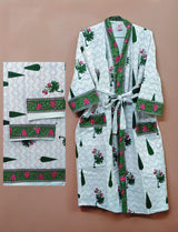 Gift Box – 1 Unisex Bathrobe, 1 Bath Towel, 2 hand Towels