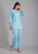 Bull on Blue Cotton Lounge Set for Women