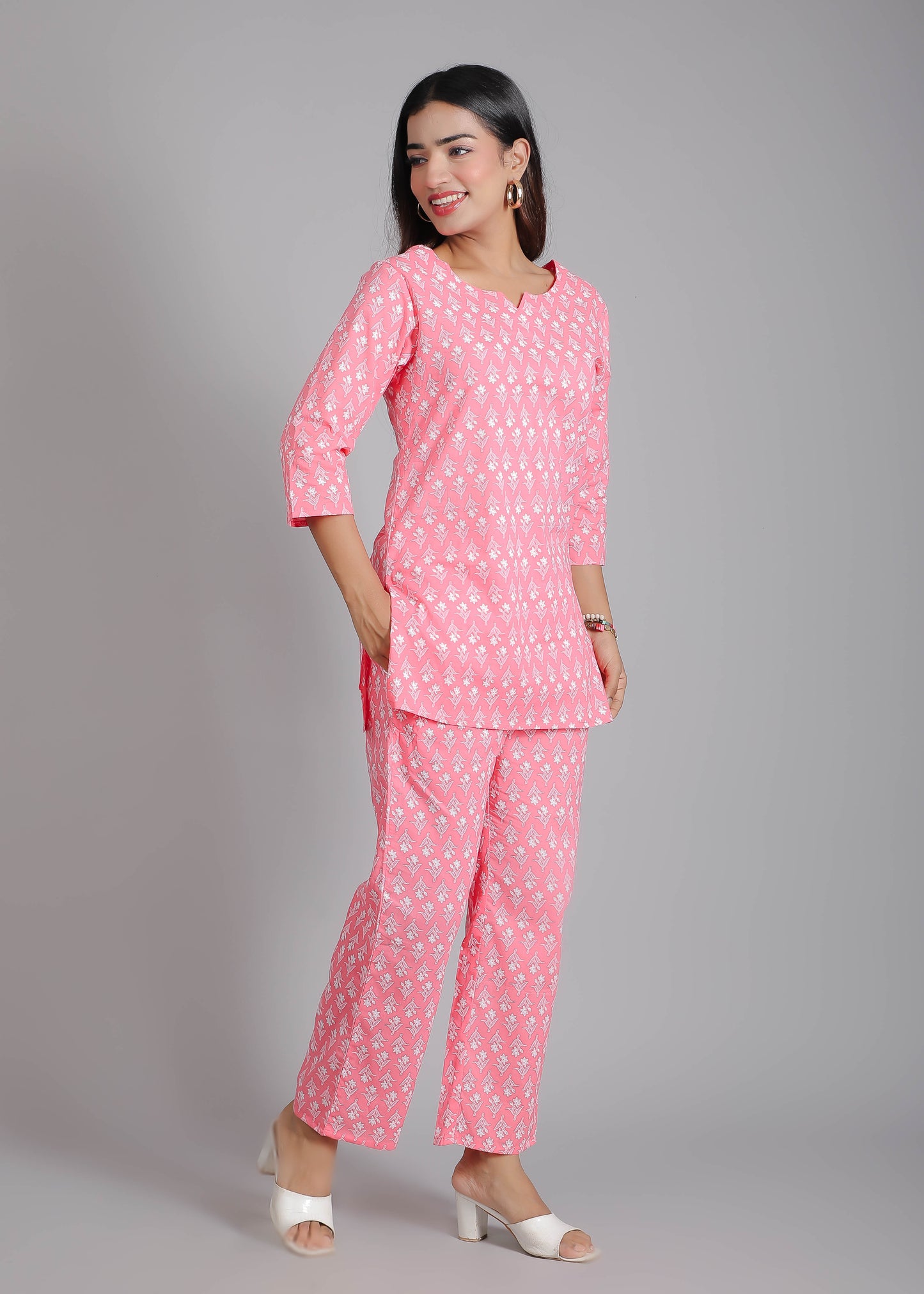 Pink & White Floral Cotton Lounge Set for Women