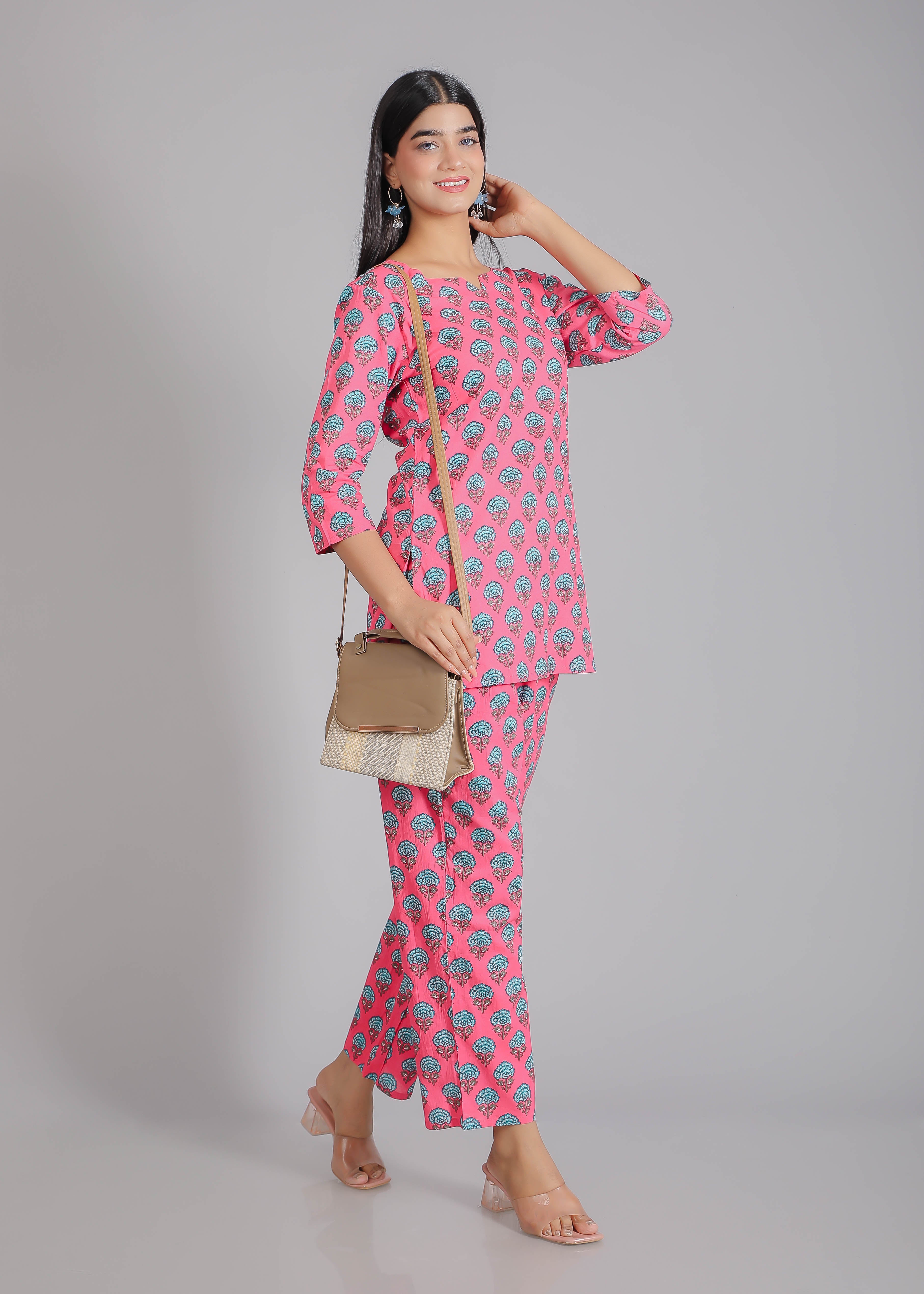 Blue Floral Motifs on Pink Cotton Lounge Set for Women