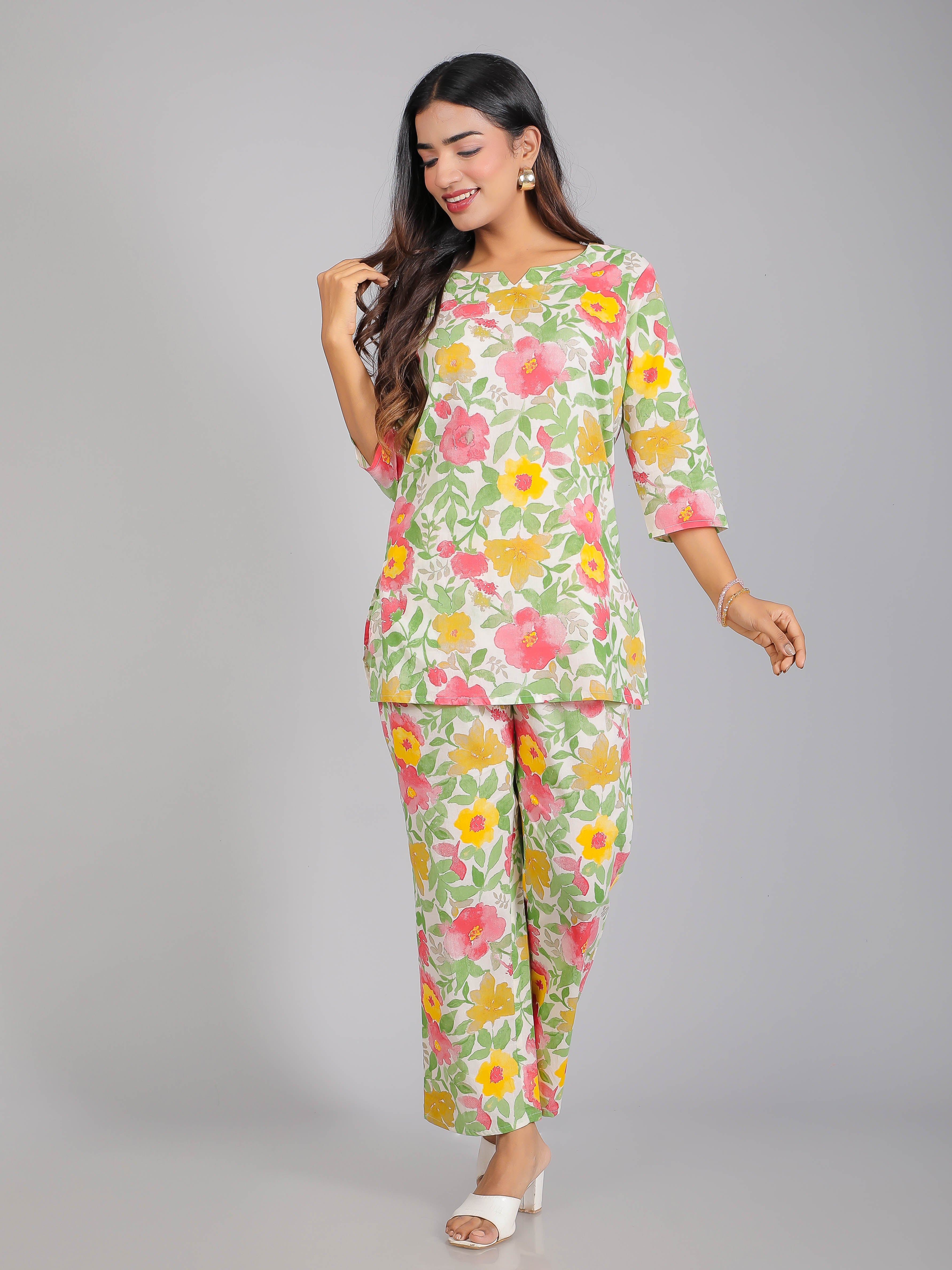 Tropical Floral Motifs on White Cotton Lounge Set for Women