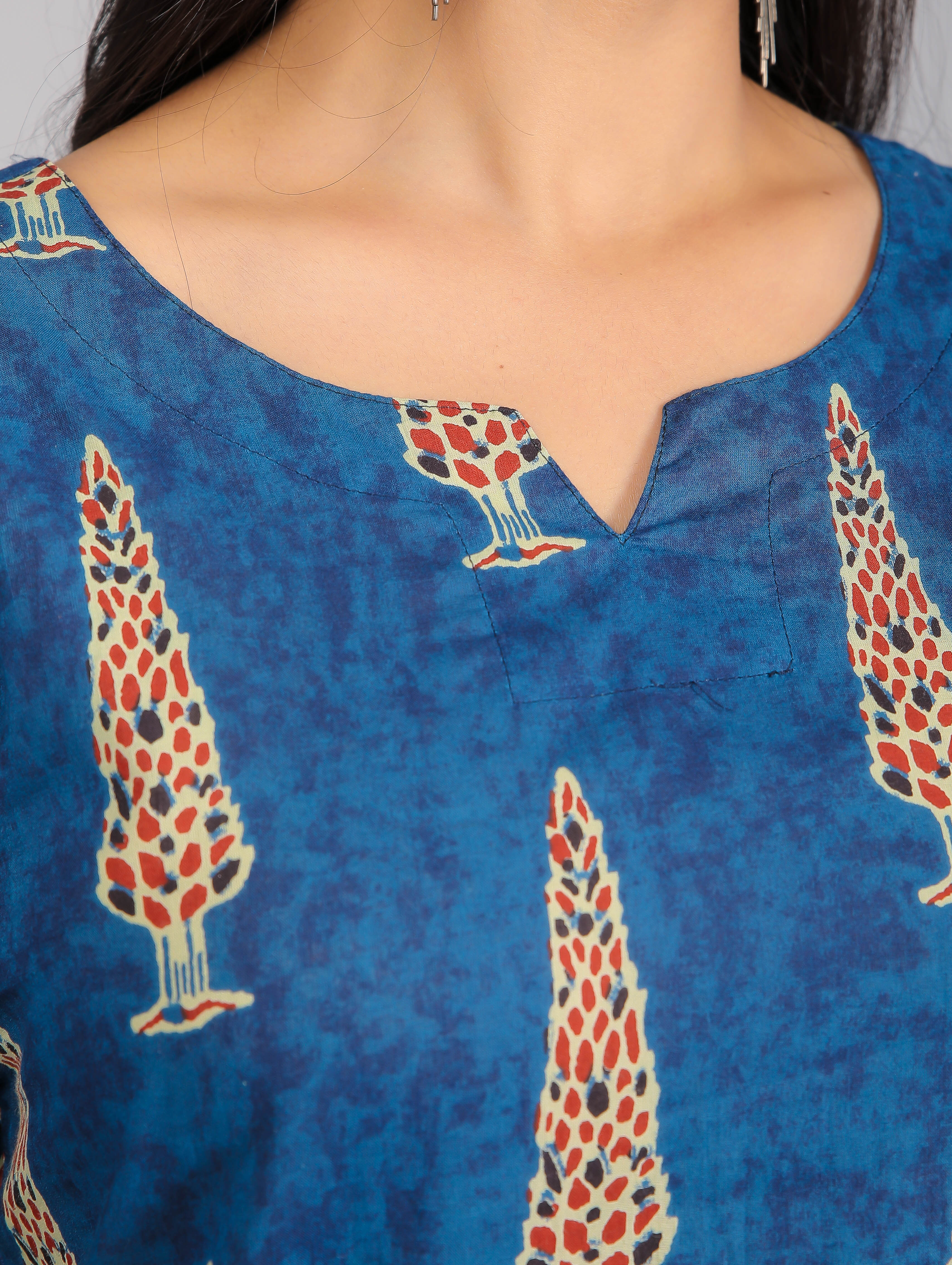 Pine Tree Motifs on Blue Cotton Lounge Set for Women