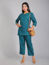 Green & Maroon Cotton Lounge Set for Women